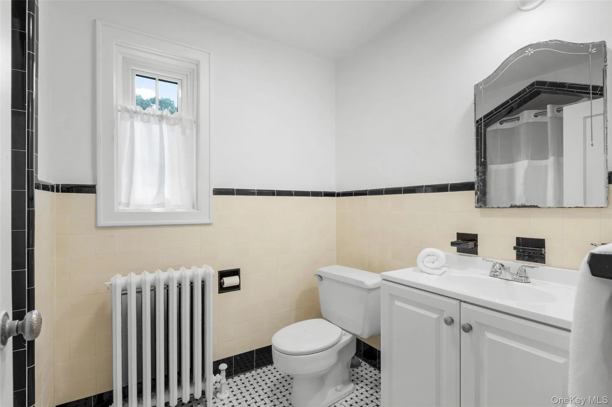 73 Woodlawn Avenue, New Rochelle, NY, 4 Bedrooms Bedrooms, 7 Rooms Rooms,3 BathroomsBathrooms,Residential,For Rent,Woodlawn,0,1035789 73 Woodlawn Avenue, New Rochelle, NY, 4 Bedrooms Bedrooms, 7 Rooms Rooms,3 BathroomsBathrooms,Residential,For Rent,Woodlawn,0,1035789