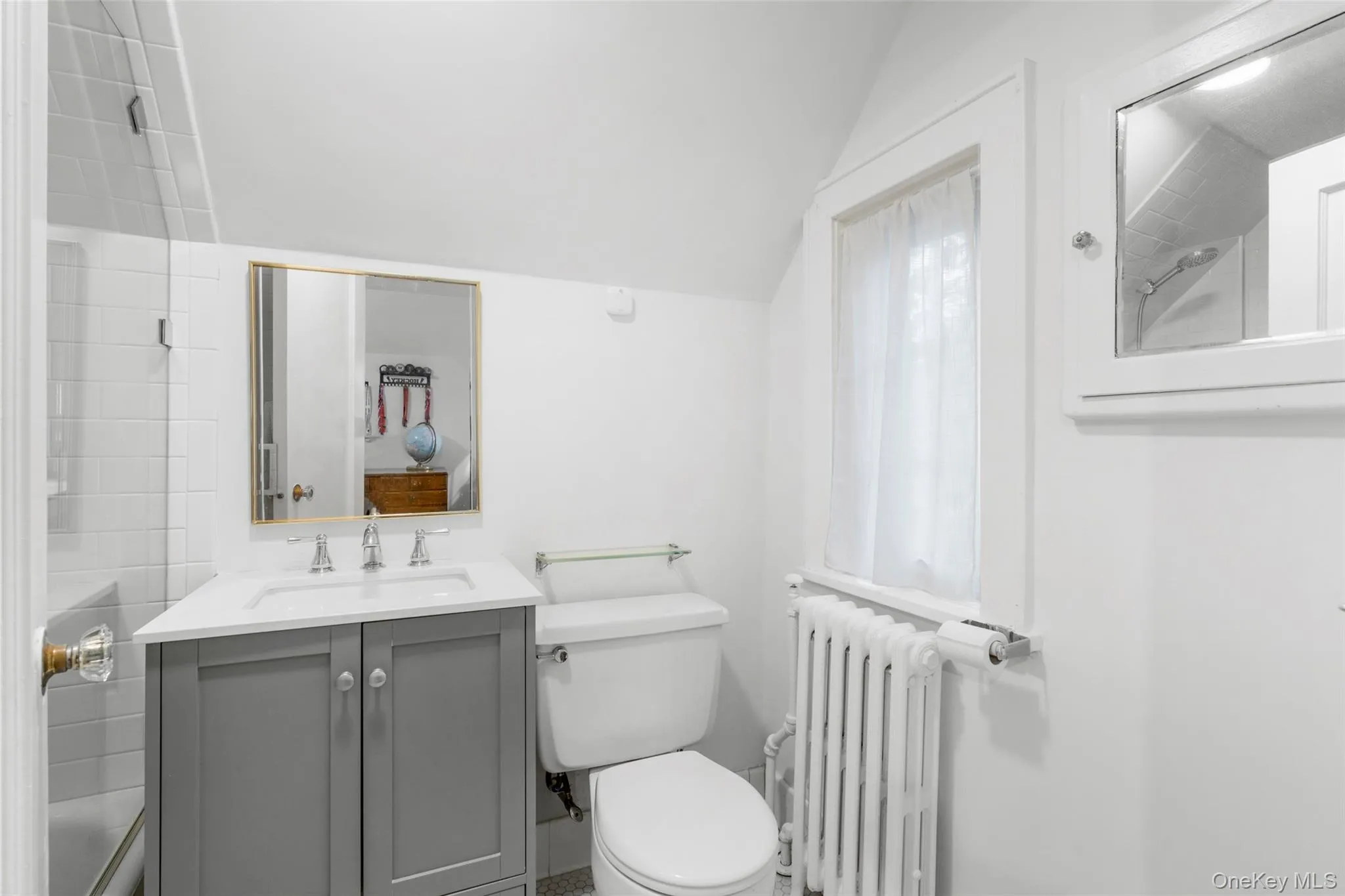 73 Woodlawn Avenue, New Rochelle, NY, 4 Bedrooms Bedrooms, 7 Rooms Rooms,3 BathroomsBathrooms,Residential,For Rent,Woodlawn,0,1035789 73 Woodlawn Avenue, New Rochelle, NY, 4 Bedrooms Bedrooms, 7 Rooms Rooms,3 BathroomsBathrooms,Residential,For Rent,Woodlawn,0,1035789
