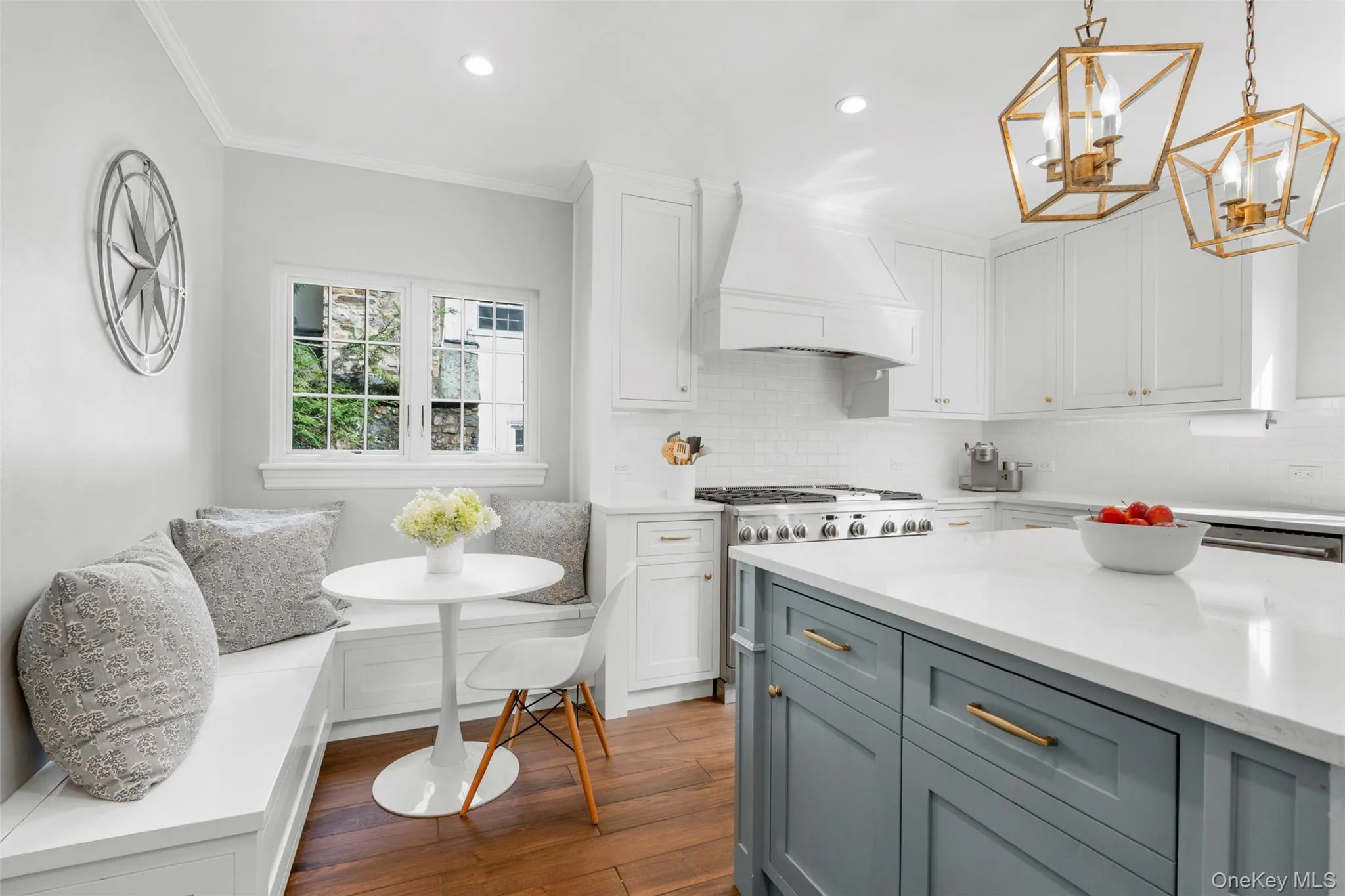 73 Woodlawn Avenue, New Rochelle, NY, 4 Bedrooms Bedrooms, 7 Rooms Rooms,3 BathroomsBathrooms,Residential,For Rent,Woodlawn,0,1035789 73 Woodlawn Avenue, New Rochelle, NY, 4 Bedrooms Bedrooms, 7 Rooms Rooms,3 BathroomsBathrooms,Residential,For Rent,Woodlawn,0,1035789