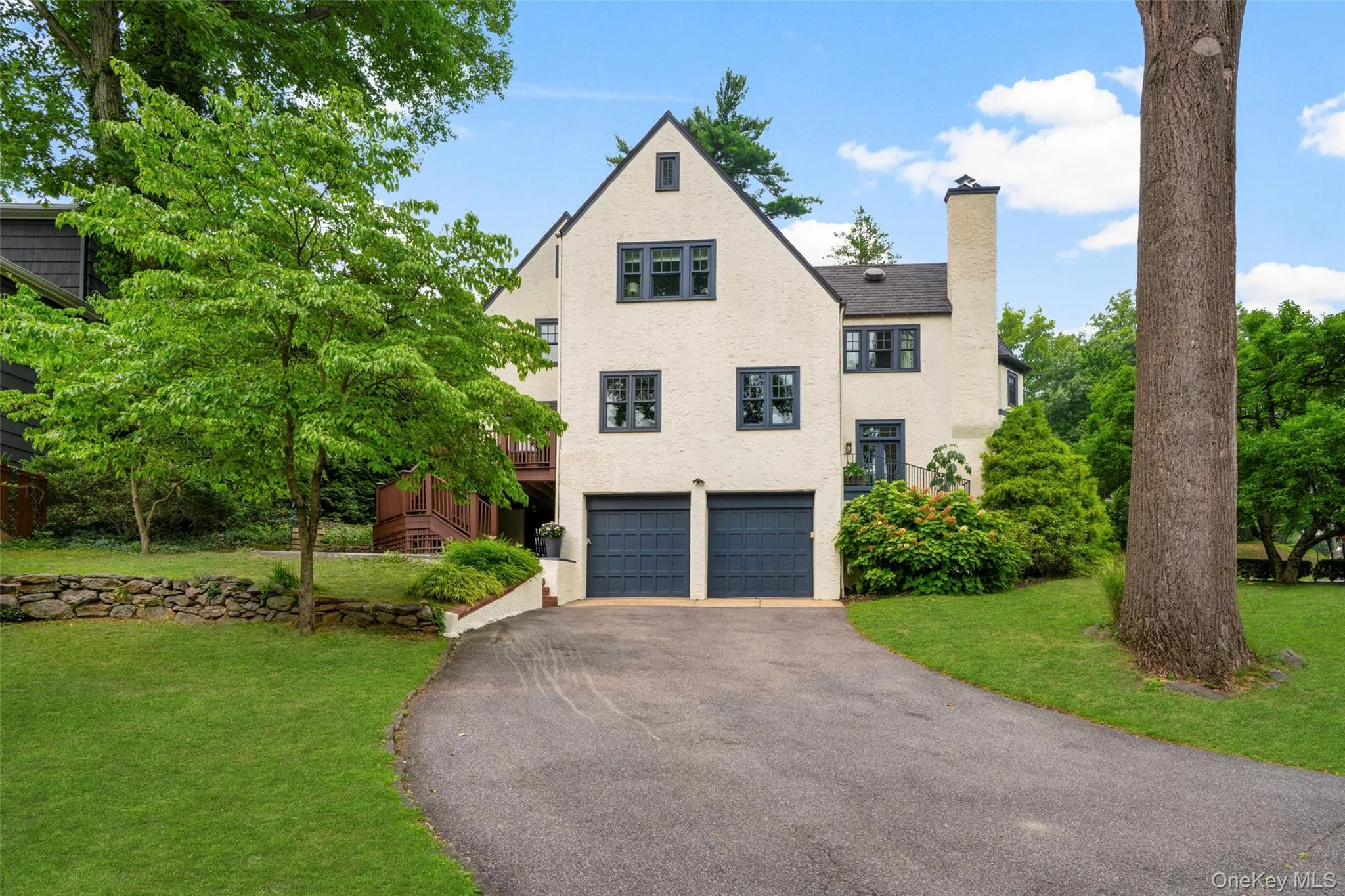 1 Huguenot Drive, Mamaroneck, NY, 4 Bedrooms Bedrooms, 8 Rooms Rooms,3 BathroomsBathrooms,Residential,For Rent,Huguenot,0,1035790 1 Huguenot Drive, Mamaroneck, NY, 4 Bedrooms Bedrooms, 8 Rooms Rooms,3 BathroomsBathrooms,Residential,For Rent,Huguenot,0,1035790