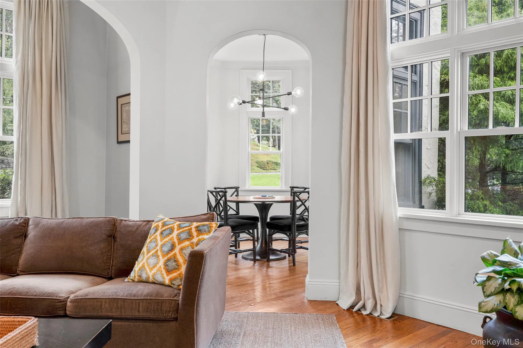 1 Huguenot Drive, Mamaroneck, NY, 4 Bedrooms Bedrooms, 8 Rooms Rooms,3 BathroomsBathrooms,Residential,For Rent,Huguenot,0,1035790 1 Huguenot Drive, Mamaroneck, NY, 4 Bedrooms Bedrooms, 8 Rooms Rooms,3 BathroomsBathrooms,Residential,For Rent,Huguenot,0,1035790