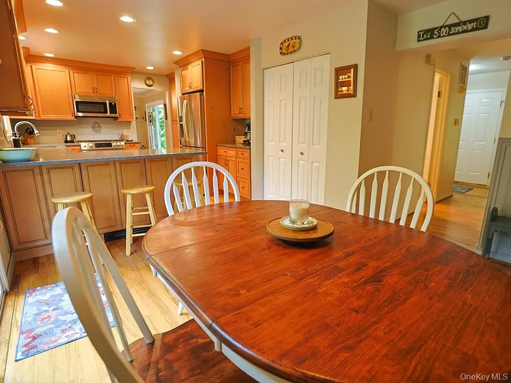 1215 Route 211, Middletown, NY, 4 Bedrooms Bedrooms, 9 Rooms Rooms,2 BathroomsBathrooms,Residential,For Rent,Route 211,0,1035791 1215 Route 211, Middletown, NY, 4 Bedrooms Bedrooms, 9 Rooms Rooms,2 BathroomsBathrooms,Residential,For Rent,Route 211,0,1035791
