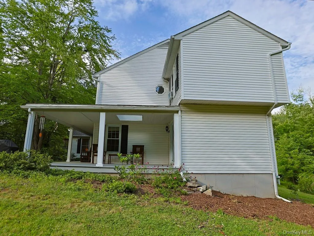 1215 Route 211, Middletown, NY, 4 Bedrooms Bedrooms, 9 Rooms Rooms,2 BathroomsBathrooms,Residential,For Rent,Route 211,0,1035791 1215 Route 211, Middletown, NY, 4 Bedrooms Bedrooms, 9 Rooms Rooms,2 BathroomsBathrooms,Residential,For Rent,Route 211,0,1035791