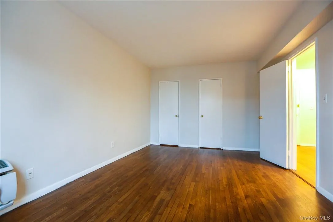 730 Pelham Road, New Rochelle, NY, 1 Bedroom Bedrooms, 3 Rooms Rooms,1 BathroomBathrooms,Residential Lease,For Rent,Pelham,0,1035798 730 Pelham Road, New Rochelle, NY, 1 Bedroom Bedrooms, 3 Rooms Rooms,1 BathroomBathrooms,Residential Lease,For Rent,Pelham,0,1035798