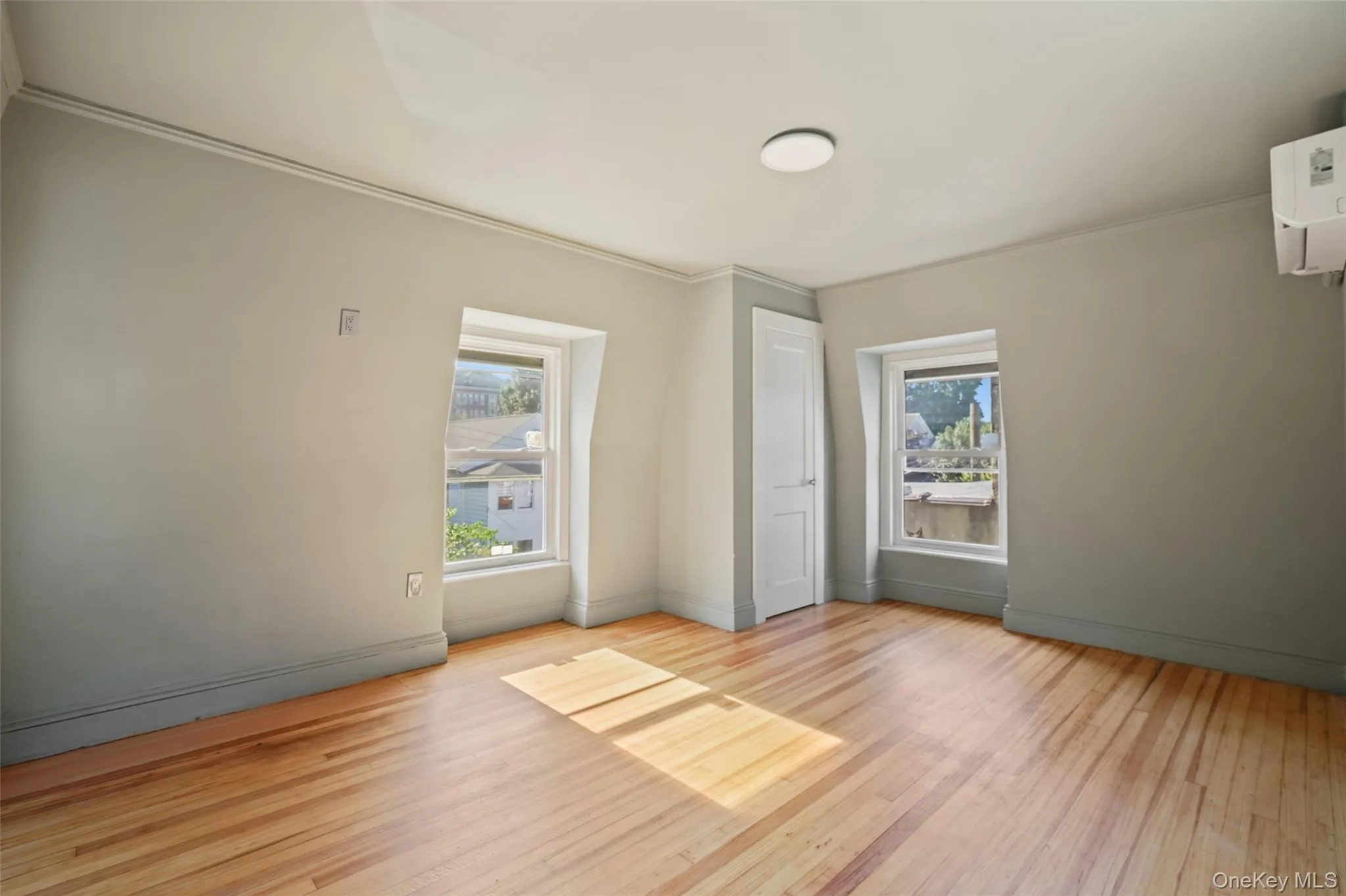 Larger of the two bedrooms, multi exposures Larger of the two bedrooms, multi exposures