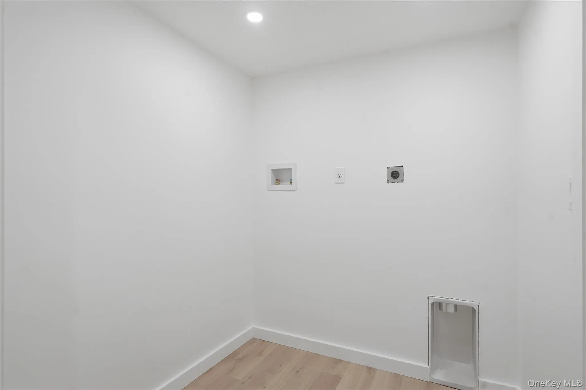 15 Amherst Road, Red Hook, NY, 3 Bedrooms Bedrooms, 6 Rooms Rooms,1 BathroomBathrooms,Residential,For Rent,Amherst,0,1035806 15 Amherst Road, Red Hook, NY, 3 Bedrooms Bedrooms, 6 Rooms Rooms,1 BathroomBathrooms,Residential,For Rent,Amherst,0,1035806