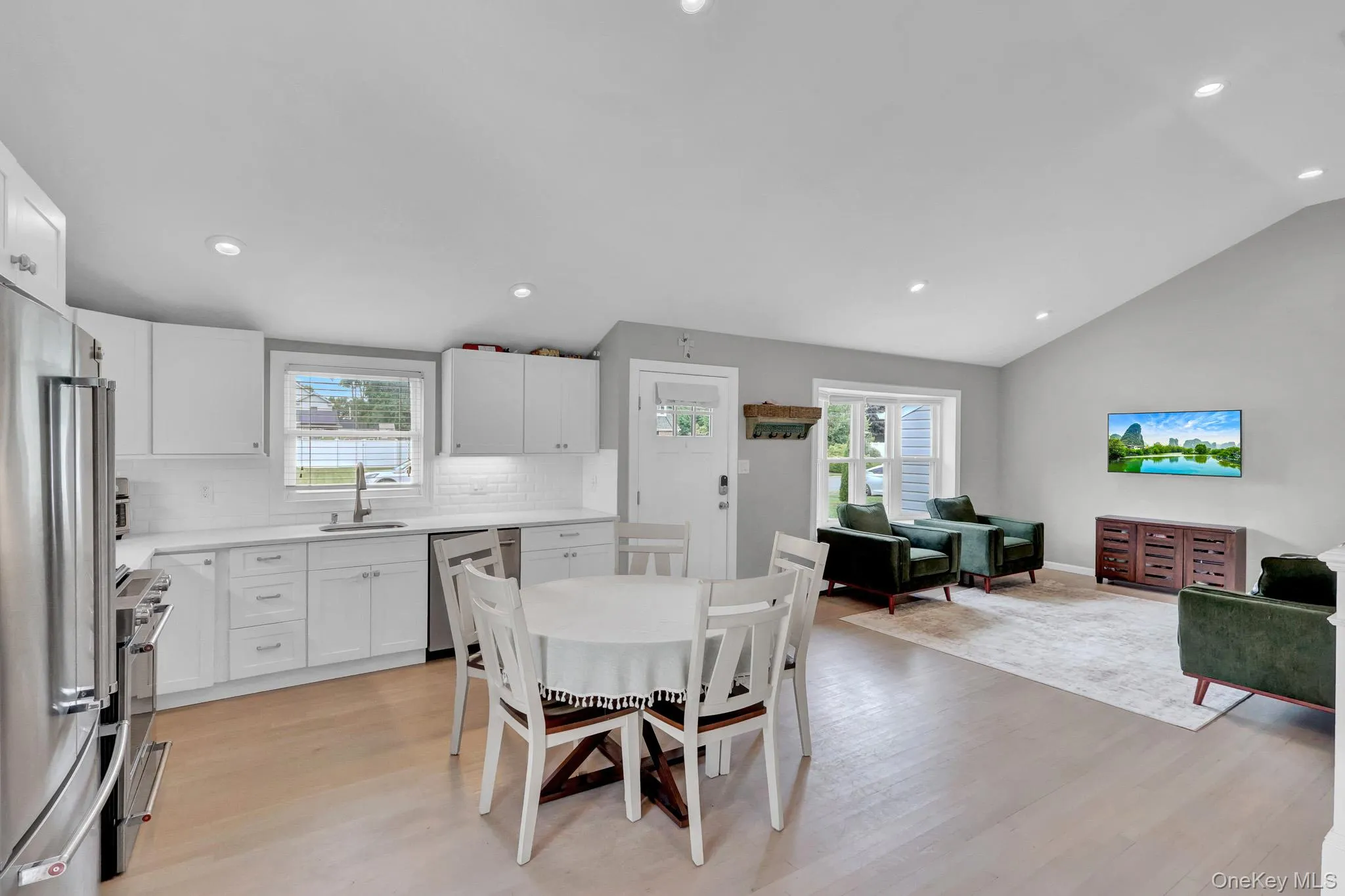 68 Alinda Avenue, Islip, NY, 3 Bedrooms Bedrooms, 6 Rooms Rooms,2 BathroomsBathrooms,Residential,For Rent,Alinda,0,1035809 68 Alinda Avenue, Islip, NY, 3 Bedrooms Bedrooms, 6 Rooms Rooms,2 BathroomsBathrooms,Residential,For Rent,Alinda,0,1035809