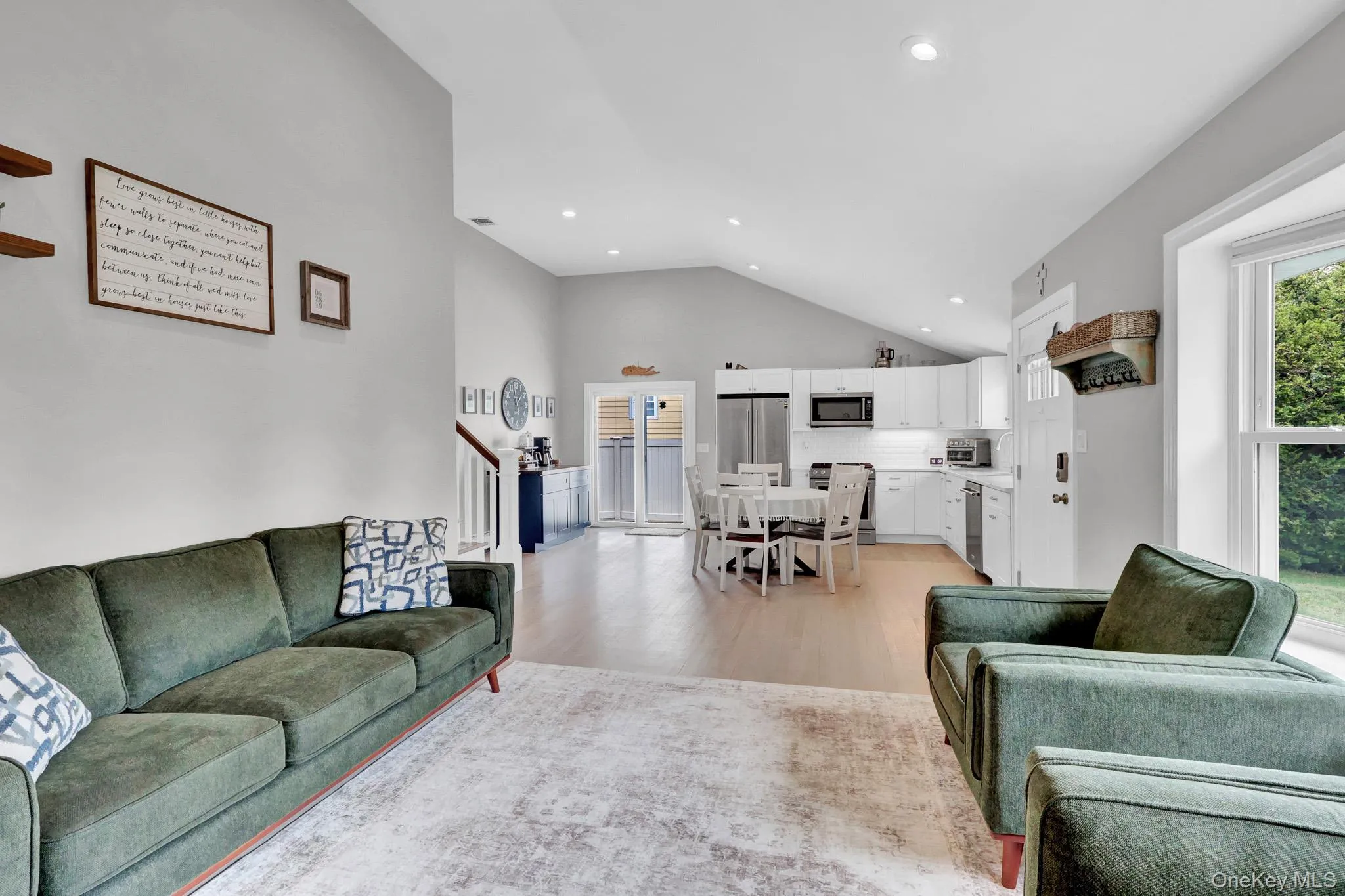68 Alinda Avenue, Islip, NY, 3 Bedrooms Bedrooms, 6 Rooms Rooms,2 BathroomsBathrooms,Residential,For Rent,Alinda,0,1035809 68 Alinda Avenue, Islip, NY, 3 Bedrooms Bedrooms, 6 Rooms Rooms,2 BathroomsBathrooms,Residential,For Rent,Alinda,0,1035809