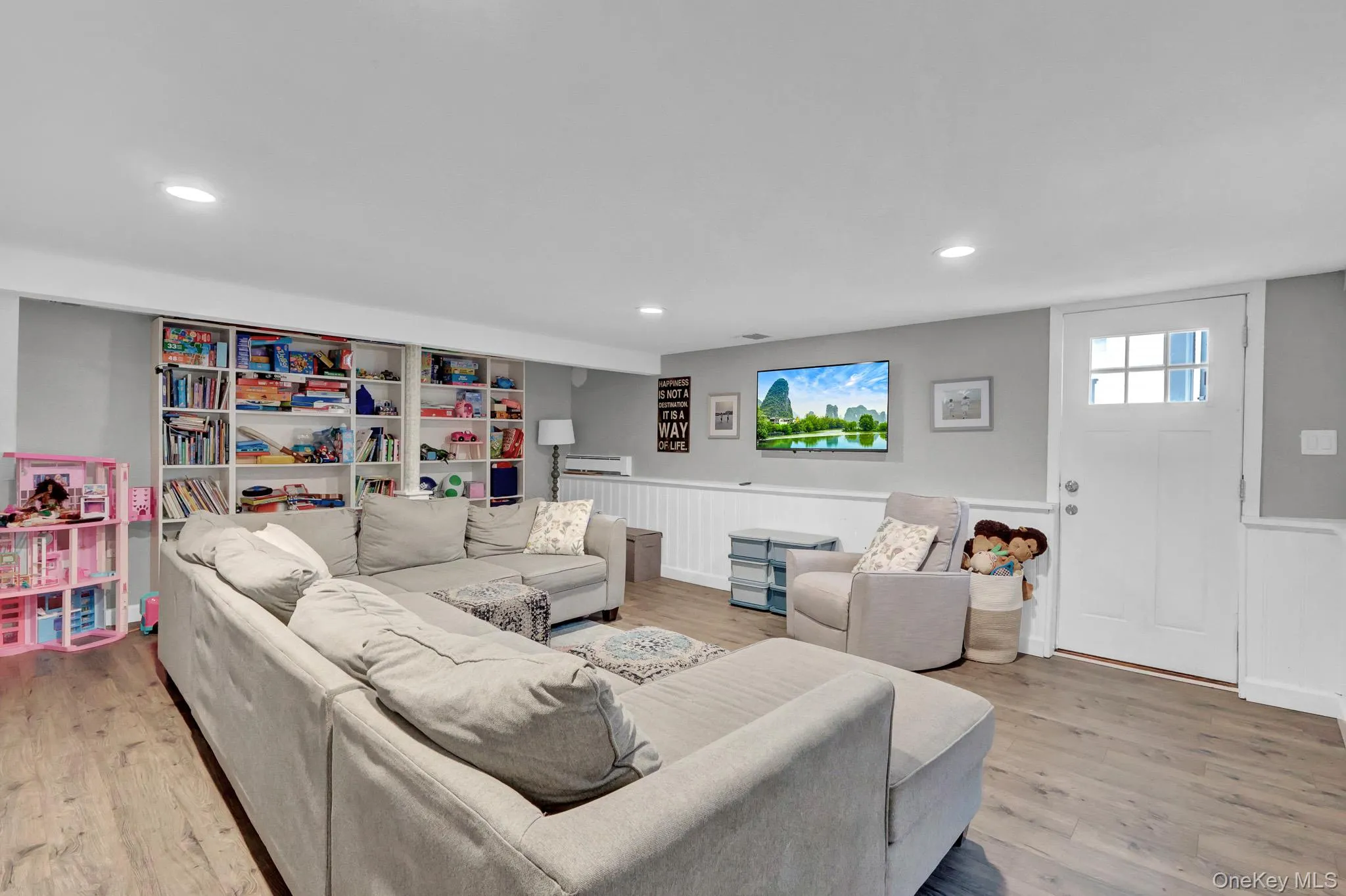 68 Alinda Avenue, Islip, NY, 3 Bedrooms Bedrooms, 6 Rooms Rooms,2 BathroomsBathrooms,Residential,For Rent,Alinda,0,1035809 68 Alinda Avenue, Islip, NY, 3 Bedrooms Bedrooms, 6 Rooms Rooms,2 BathroomsBathrooms,Residential,For Rent,Alinda,0,1035809