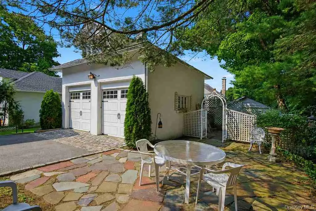 73 Clinton Avenue, Ossining, NY, 3 Bedrooms Bedrooms, 8 Rooms Rooms,2 BathroomsBathrooms,Residential,For Rent,Clinton,0,1035810 73 Clinton Avenue, Ossining, NY, 3 Bedrooms Bedrooms, 8 Rooms Rooms,2 BathroomsBathrooms,Residential,For Rent,Clinton,0,1035810