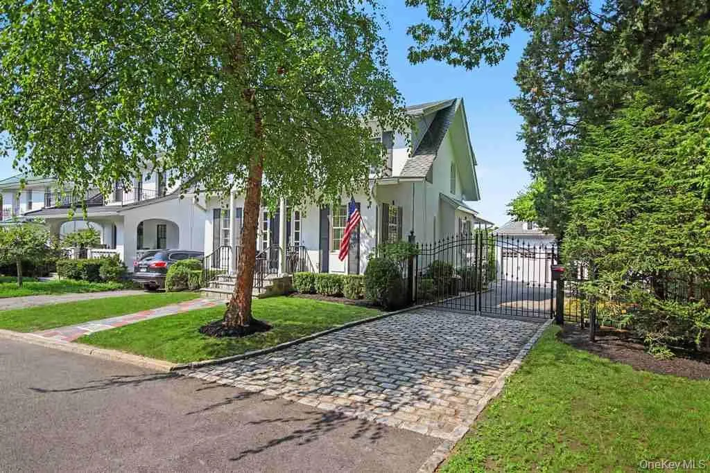73 Clinton Avenue, Ossining, NY, 3 Bedrooms Bedrooms, 8 Rooms Rooms,2 BathroomsBathrooms,Residential,For Rent,Clinton,0,1035810 73 Clinton Avenue, Ossining, NY, 3 Bedrooms Bedrooms, 8 Rooms Rooms,2 BathroomsBathrooms,Residential,For Rent,Clinton,0,1035810