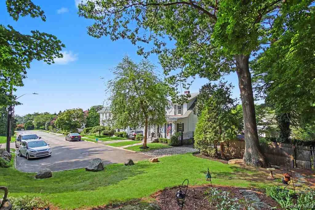 73 Clinton Avenue, Ossining, NY, 3 Bedrooms Bedrooms, 8 Rooms Rooms,2 BathroomsBathrooms,Residential,For Rent,Clinton,0,1035810 73 Clinton Avenue, Ossining, NY, 3 Bedrooms Bedrooms, 8 Rooms Rooms,2 BathroomsBathrooms,Residential,For Rent,Clinton,0,1035810