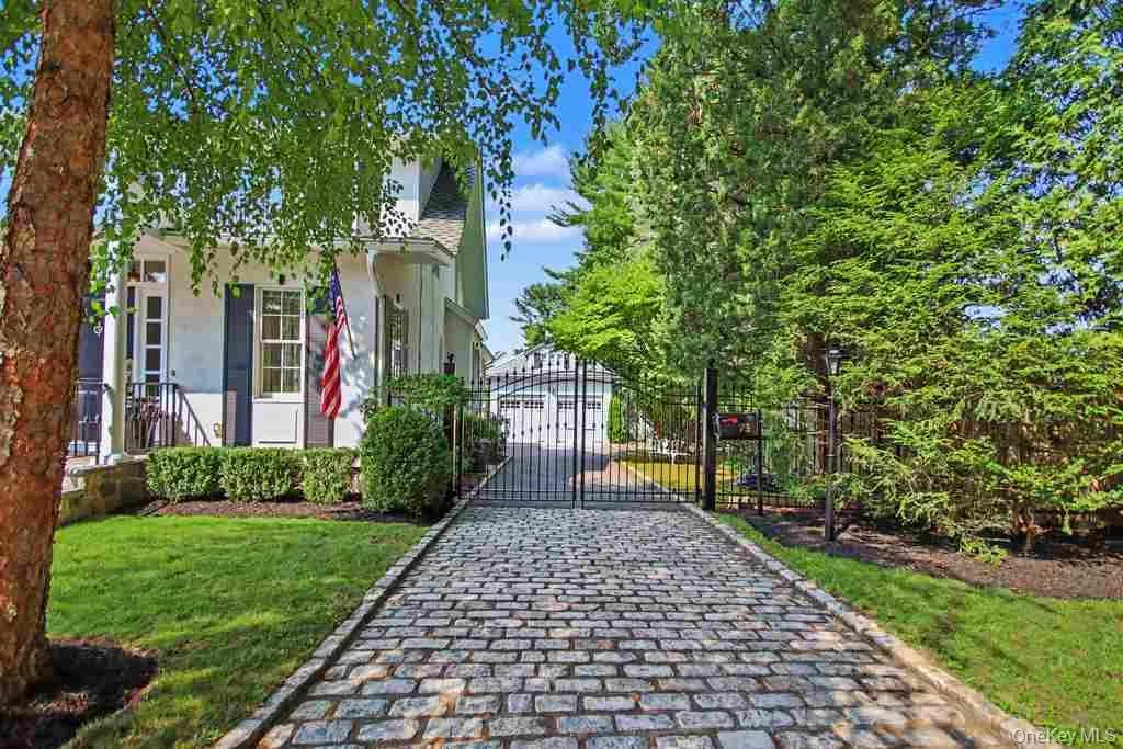 73 Clinton Avenue, Ossining, NY, 3 Bedrooms Bedrooms, 8 Rooms Rooms,2 BathroomsBathrooms,Residential,For Rent,Clinton,0,1035810 73 Clinton Avenue, Ossining, NY, 3 Bedrooms Bedrooms, 8 Rooms Rooms,2 BathroomsBathrooms,Residential,For Rent,Clinton,0,1035810