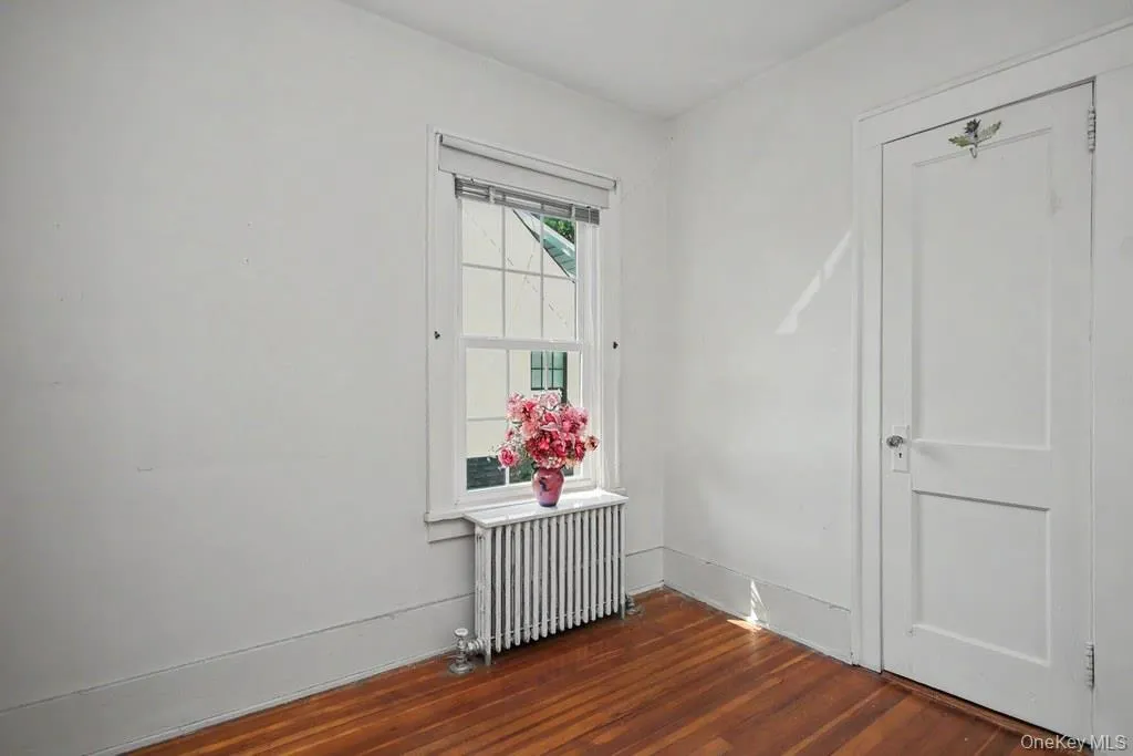 73 Clinton Avenue, Ossining, NY, 3 Bedrooms Bedrooms, 8 Rooms Rooms,2 BathroomsBathrooms,Residential,For Rent,Clinton,0,1035810 73 Clinton Avenue, Ossining, NY, 3 Bedrooms Bedrooms, 8 Rooms Rooms,2 BathroomsBathrooms,Residential,For Rent,Clinton,0,1035810