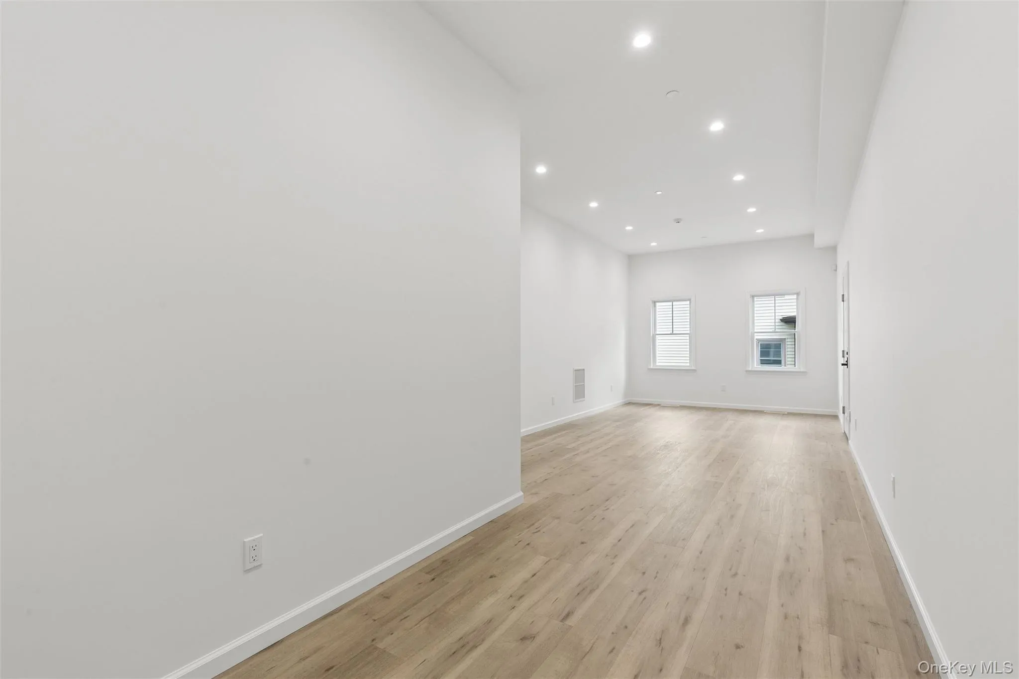 413A 1st Street, Southold, NY, ,Commercial Lease,For Rent,1st,0,1035817 413A 1st Street, Southold, NY, ,Commercial Lease,For Rent,1st,0,1035817