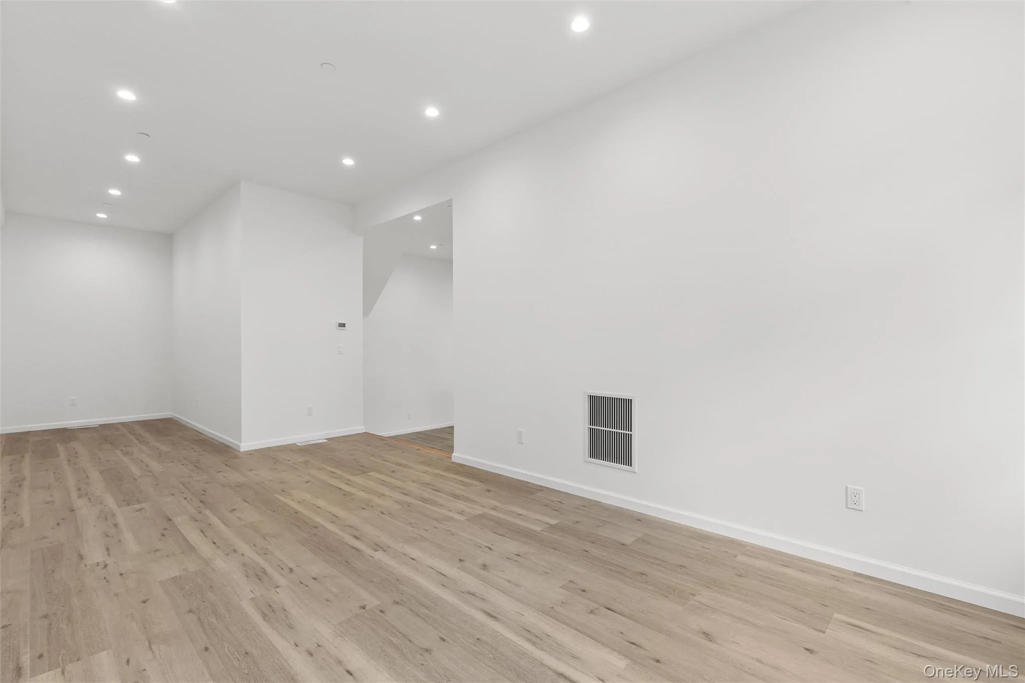 413A 1st Street, Southold, NY, ,Commercial Lease,For Rent,1st,0,1035817 413A 1st Street, Southold, NY, ,Commercial Lease,For Rent,1st,0,1035817