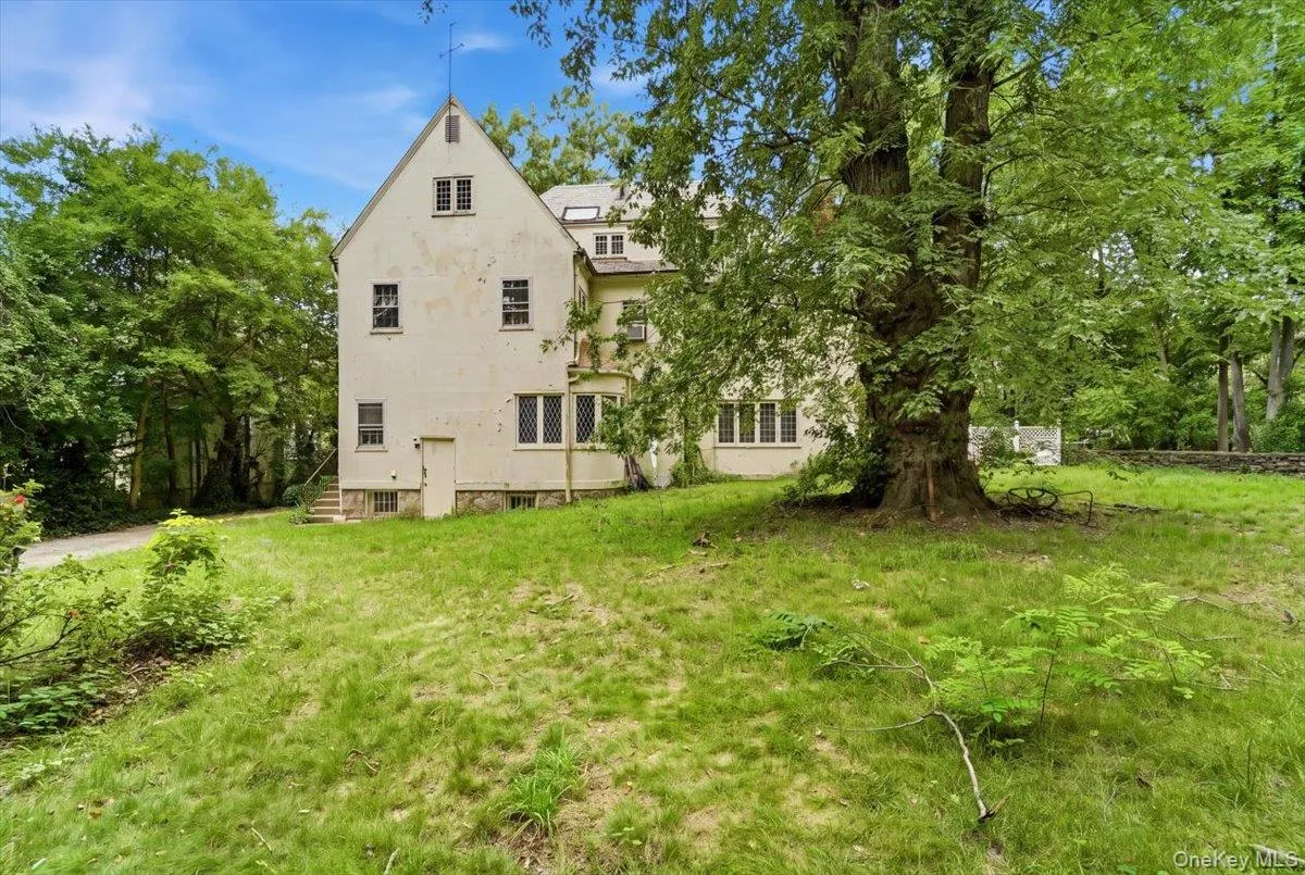 149 Esplanade, Mount Vernon, NY, 6 Bedrooms Bedrooms, 8 Rooms Rooms,5 BathroomsBathrooms,Residential,For Rent,Esplanade,0,1035819 149 Esplanade, Mount Vernon, NY, 6 Bedrooms Bedrooms, 8 Rooms Rooms,5 BathroomsBathrooms,Residential,For Rent,Esplanade,0,1035819