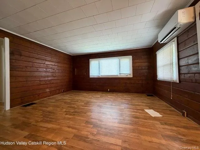 2946 State Route 32, Kingston, NY, 2 Bedrooms Bedrooms, 4 Rooms Rooms,1 BathroomBathrooms,Residential,For Rent,State Route 32,0,1035825 2946 State Route 32, Kingston, NY, 2 Bedrooms Bedrooms, 4 Rooms Rooms,1 BathroomBathrooms,Residential,For Rent,State Route 32,0,1035825