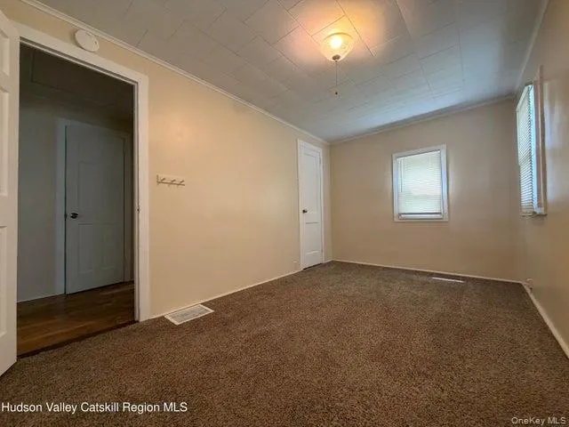 2946 State Route 32, Kingston, NY, 2 Bedrooms Bedrooms, 4 Rooms Rooms,1 BathroomBathrooms,Residential,For Rent,State Route 32,0,1035825 2946 State Route 32, Kingston, NY, 2 Bedrooms Bedrooms, 4 Rooms Rooms,1 BathroomBathrooms,Residential,For Rent,State Route 32,0,1035825