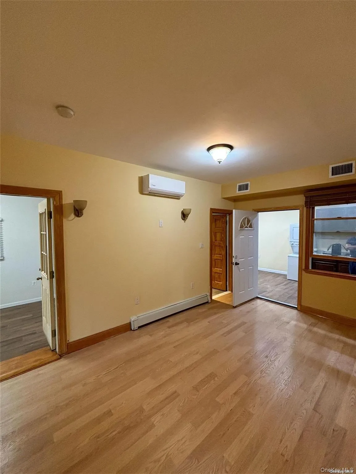 720 Fairview Avenue, Hempstead, NY, 2 Bedrooms Bedrooms, 4 Rooms Rooms,1 BathroomBathrooms,Residential Lease,For Rent,Fairview,0,1035834 720 Fairview Avenue, Hempstead, NY, 2 Bedrooms Bedrooms, 4 Rooms Rooms,1 BathroomBathrooms,Residential Lease,For Rent,Fairview,0,1035834