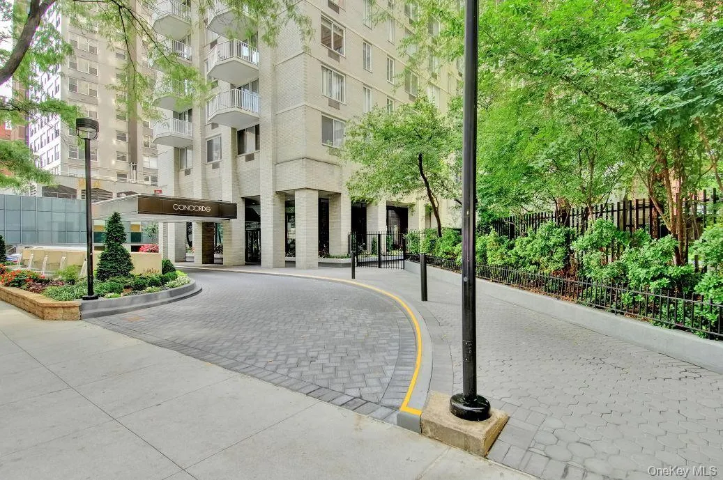 220 65th Street, New York, NY, 3 Bedrooms Bedrooms, 5 Rooms Rooms,3 BathroomsBathrooms,Residential,For Rent,65th,0,1035837 220 65th Street, New York, NY, 3 Bedrooms Bedrooms, 5 Rooms Rooms,3 BathroomsBathrooms,Residential,For Rent,65th,0,1035837