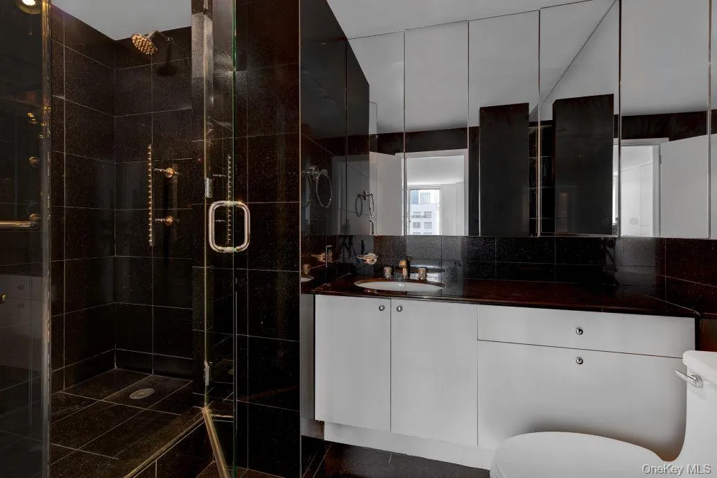 220 65th Street, New York, NY, 3 Bedrooms Bedrooms, 5 Rooms Rooms,3 BathroomsBathrooms,Residential,For Rent,65th,0,1035837 220 65th Street, New York, NY, 3 Bedrooms Bedrooms, 5 Rooms Rooms,3 BathroomsBathrooms,Residential,For Rent,65th,0,1035837