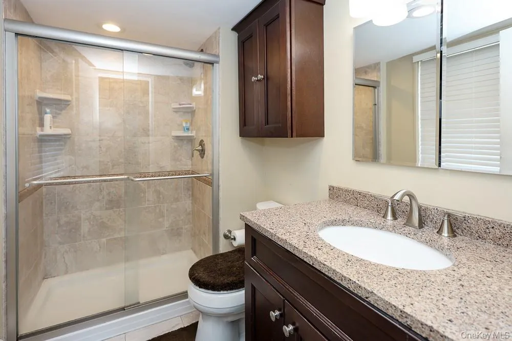 100 Clinton Avenue, Hempstead, NY, 2 Bedrooms Bedrooms, 5 Rooms Rooms,2 BathroomsBathrooms,Residential,For Rent,Clinton,0,1035841 100 Clinton Avenue, Hempstead, NY, 2 Bedrooms Bedrooms, 5 Rooms Rooms,2 BathroomsBathrooms,Residential,For Rent,Clinton,0,1035841