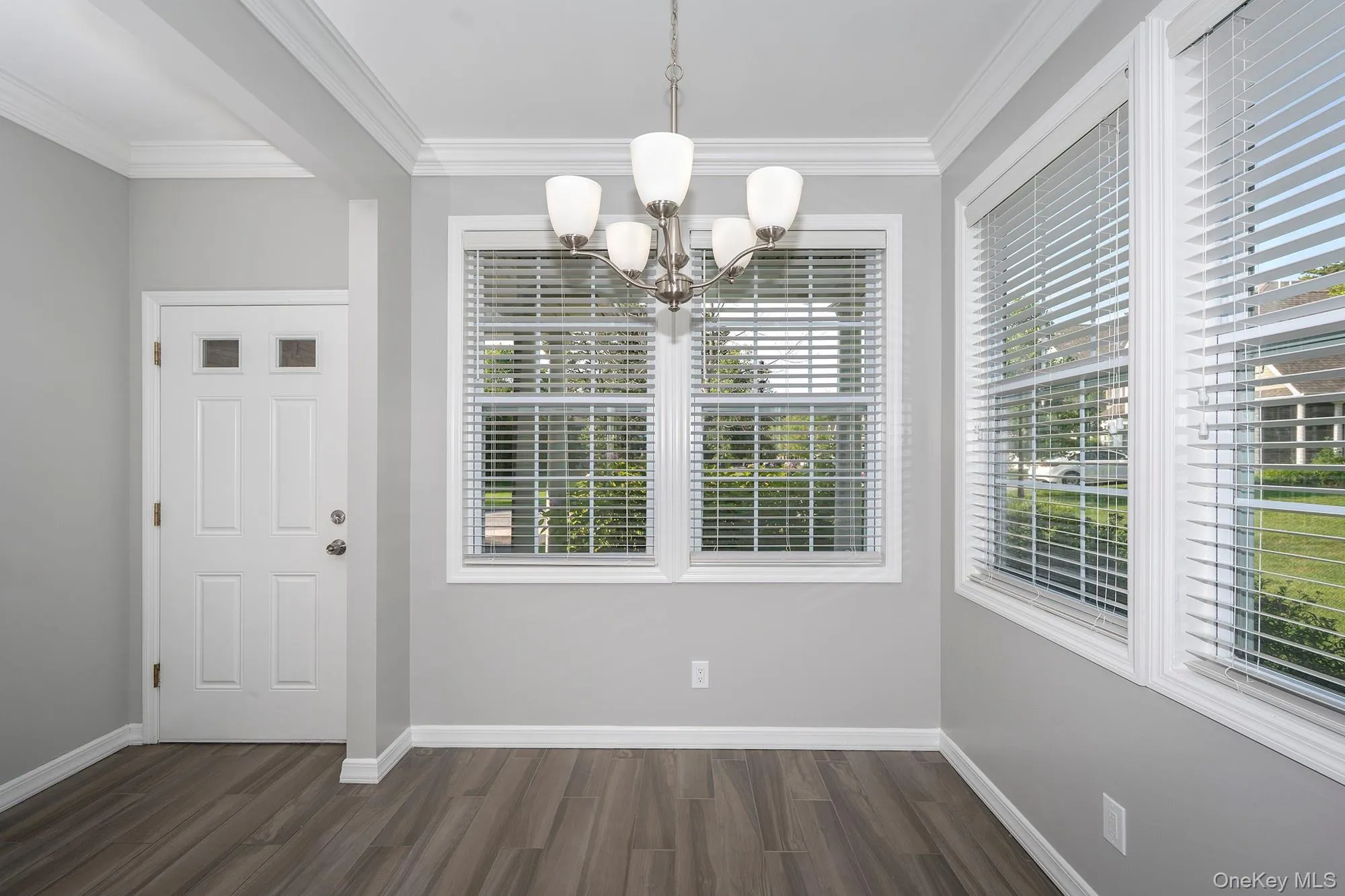 37 Oak Ridge Circle, Brookhaven, NY, 3 Bedrooms Bedrooms, 8 Rooms Rooms,2 BathroomsBathrooms,Residential Lease,For Rent,Oak Ridge,0,1035842 37 Oak Ridge Circle, Brookhaven, NY, 3 Bedrooms Bedrooms, 8 Rooms Rooms,2 BathroomsBathrooms,Residential Lease,For Rent,Oak Ridge,0,1035842