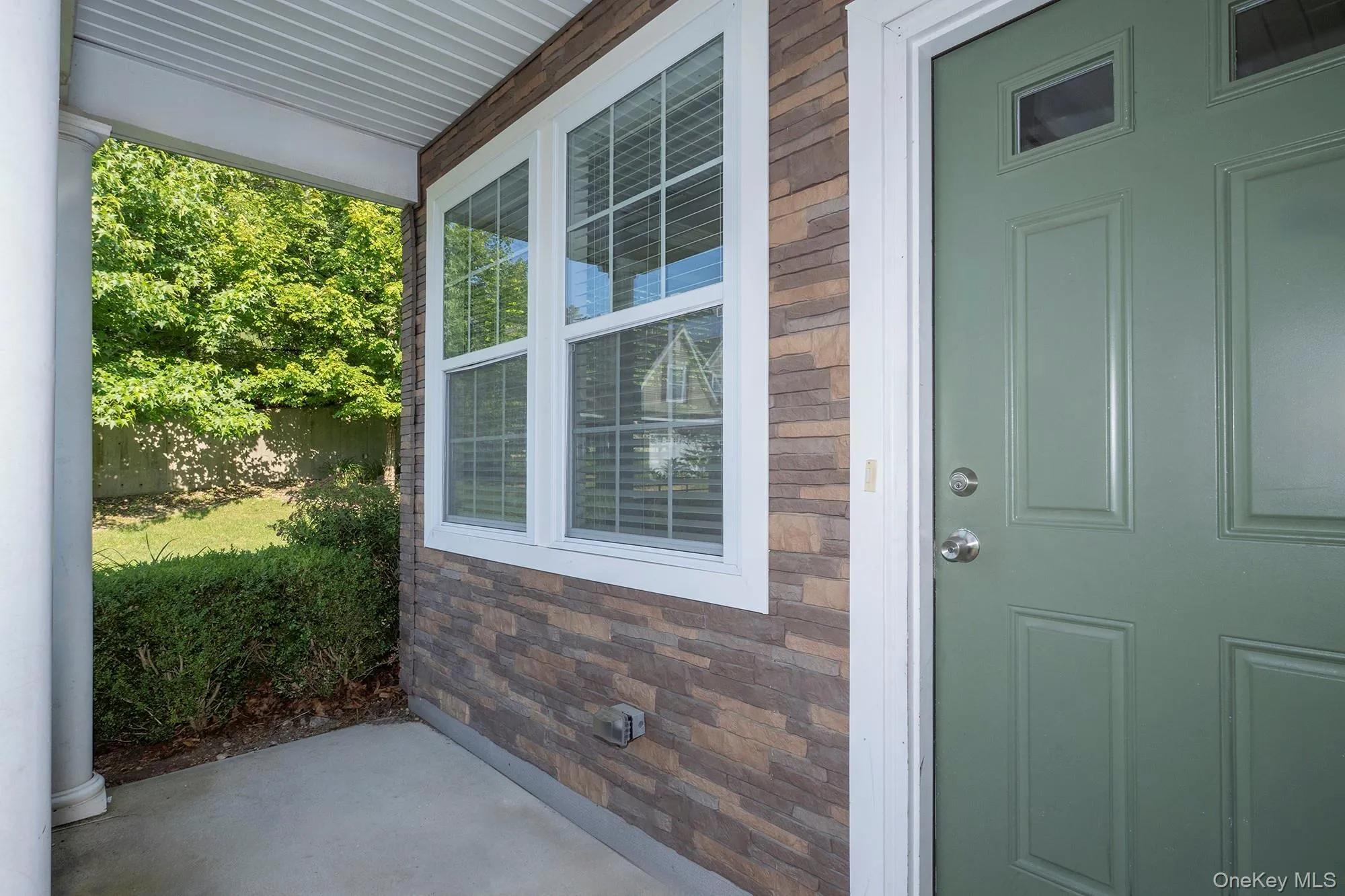 37 Oak Ridge Circle, Brookhaven, NY, 3 Bedrooms Bedrooms, 8 Rooms Rooms,2 BathroomsBathrooms,Residential Lease,For Rent,Oak Ridge,0,1035842 37 Oak Ridge Circle, Brookhaven, NY, 3 Bedrooms Bedrooms, 8 Rooms Rooms,2 BathroomsBathrooms,Residential Lease,For Rent,Oak Ridge,0,1035842