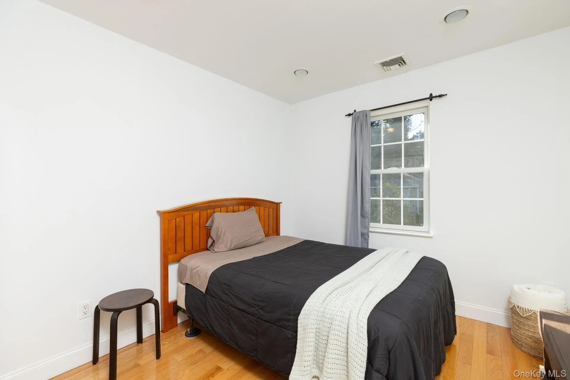15 Wildwood Road, Riverhead, NY, 3 Bedrooms Bedrooms, 6 Rooms Rooms,2 BathroomsBathrooms,Residential,For Rent,Wildwood,0,1035844 15 Wildwood Road, Riverhead, NY, 3 Bedrooms Bedrooms, 6 Rooms Rooms,2 BathroomsBathrooms,Residential,For Rent,Wildwood,0,1035844