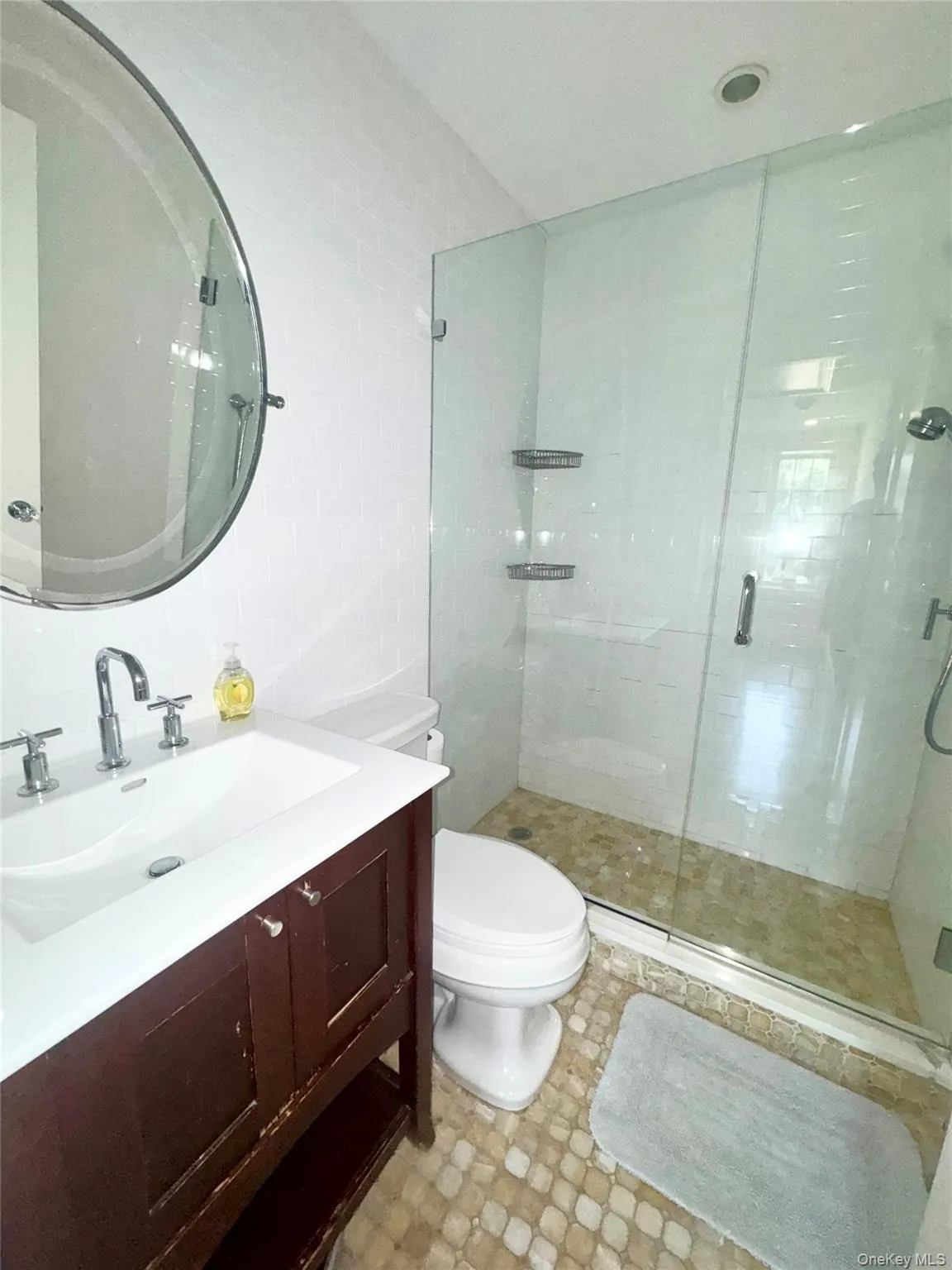 675 King Avenue, New York, NY, 3 Bedrooms Bedrooms, 4 Rooms Rooms,3 BathroomsBathrooms,Residential,For Rent,King,0,1035845 675 King Avenue, New York, NY, 3 Bedrooms Bedrooms, 4 Rooms Rooms,3 BathroomsBathrooms,Residential,For Rent,King,0,1035845