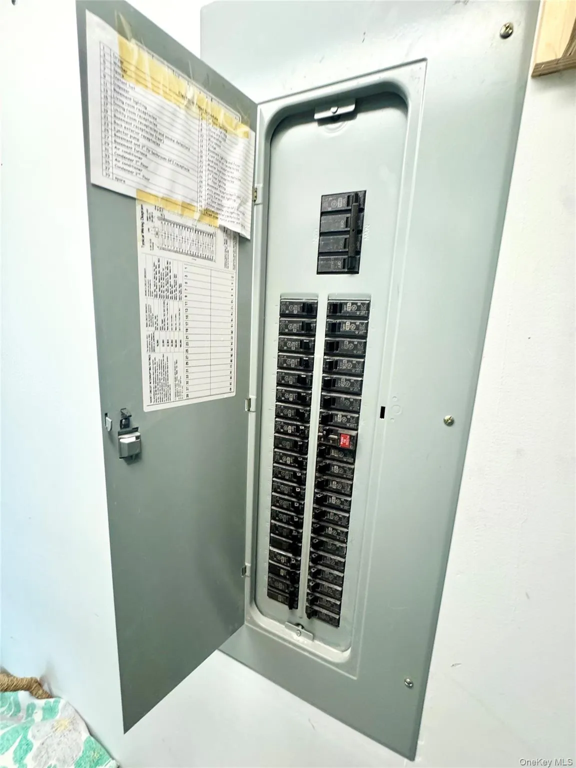 675 King Avenue, New York, NY, 3 Bedrooms Bedrooms, 4 Rooms Rooms,3 BathroomsBathrooms,Residential,For Rent,King,0,1035845 675 King Avenue, New York, NY, 3 Bedrooms Bedrooms, 4 Rooms Rooms,3 BathroomsBathrooms,Residential,For Rent,King,0,1035845