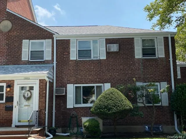 73-23 255th Street, New York, NY, 2 Bedrooms Bedrooms, 4 Rooms Rooms,1 BathroomBathrooms,Residential,For Rent,255th,0,1035846 73-23 255th Street, New York, NY, 2 Bedrooms Bedrooms, 4 Rooms Rooms,1 BathroomBathrooms,Residential,For Rent,255th,0,1035846