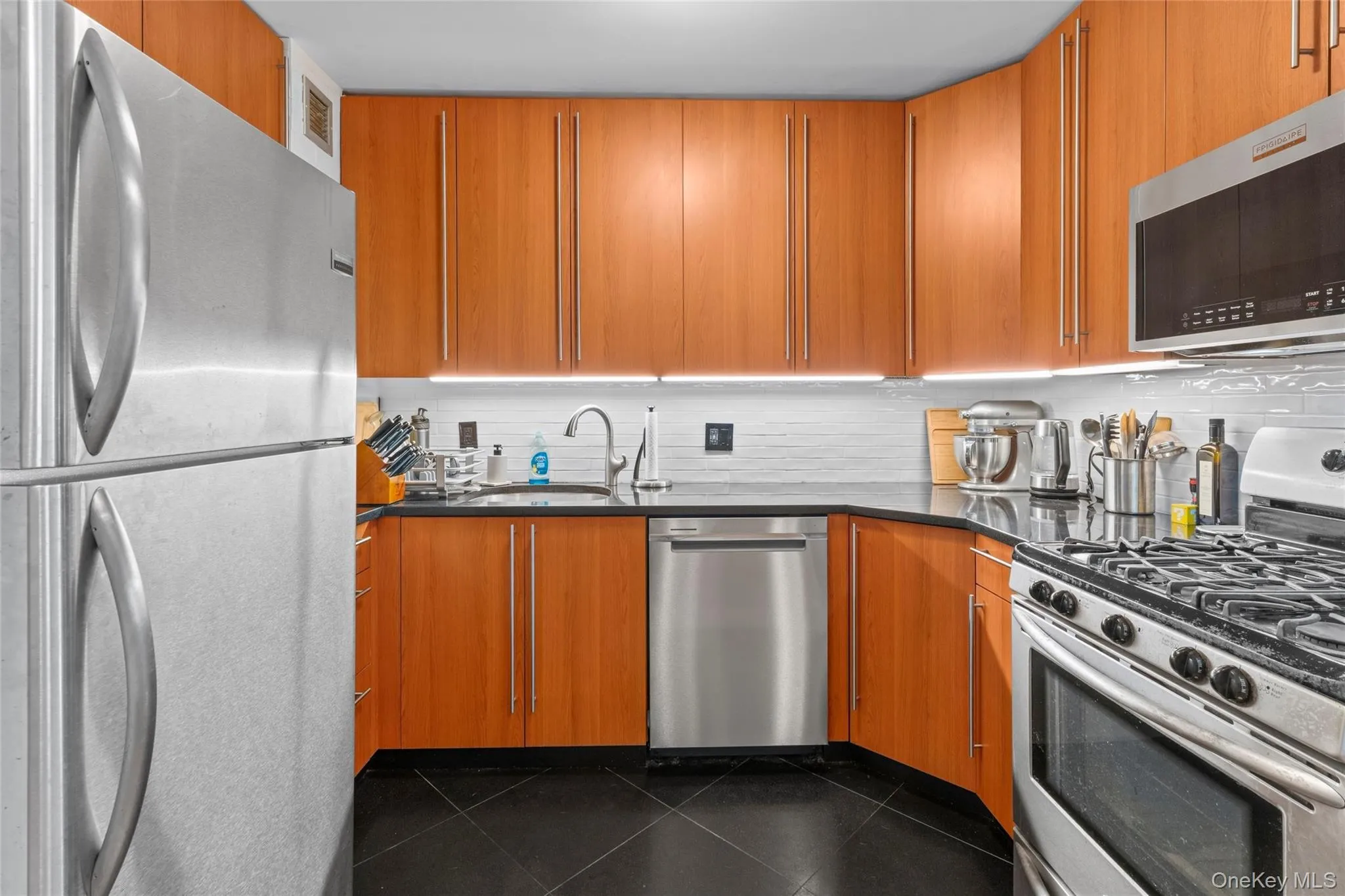 345 93rd Street, New York, NY, 1 Bedroom Bedrooms, 2 Rooms Rooms,1 BathroomBathrooms,Residential,For Rent,93rd,0,1035850 345 93rd Street, New York, NY, 1 Bedroom Bedrooms, 2 Rooms Rooms,1 BathroomBathrooms,Residential,For Rent,93rd,0,1035850