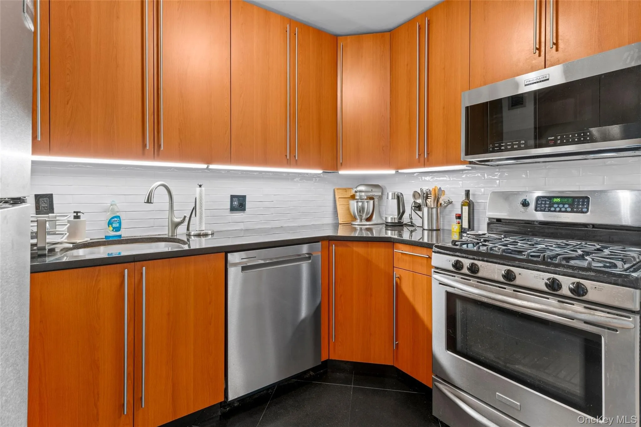 345 93rd Street, New York, NY, 1 Bedroom Bedrooms, 2 Rooms Rooms,1 BathroomBathrooms,Residential,For Rent,93rd,0,1035850 345 93rd Street, New York, NY, 1 Bedroom Bedrooms, 2 Rooms Rooms,1 BathroomBathrooms,Residential,For Rent,93rd,0,1035850