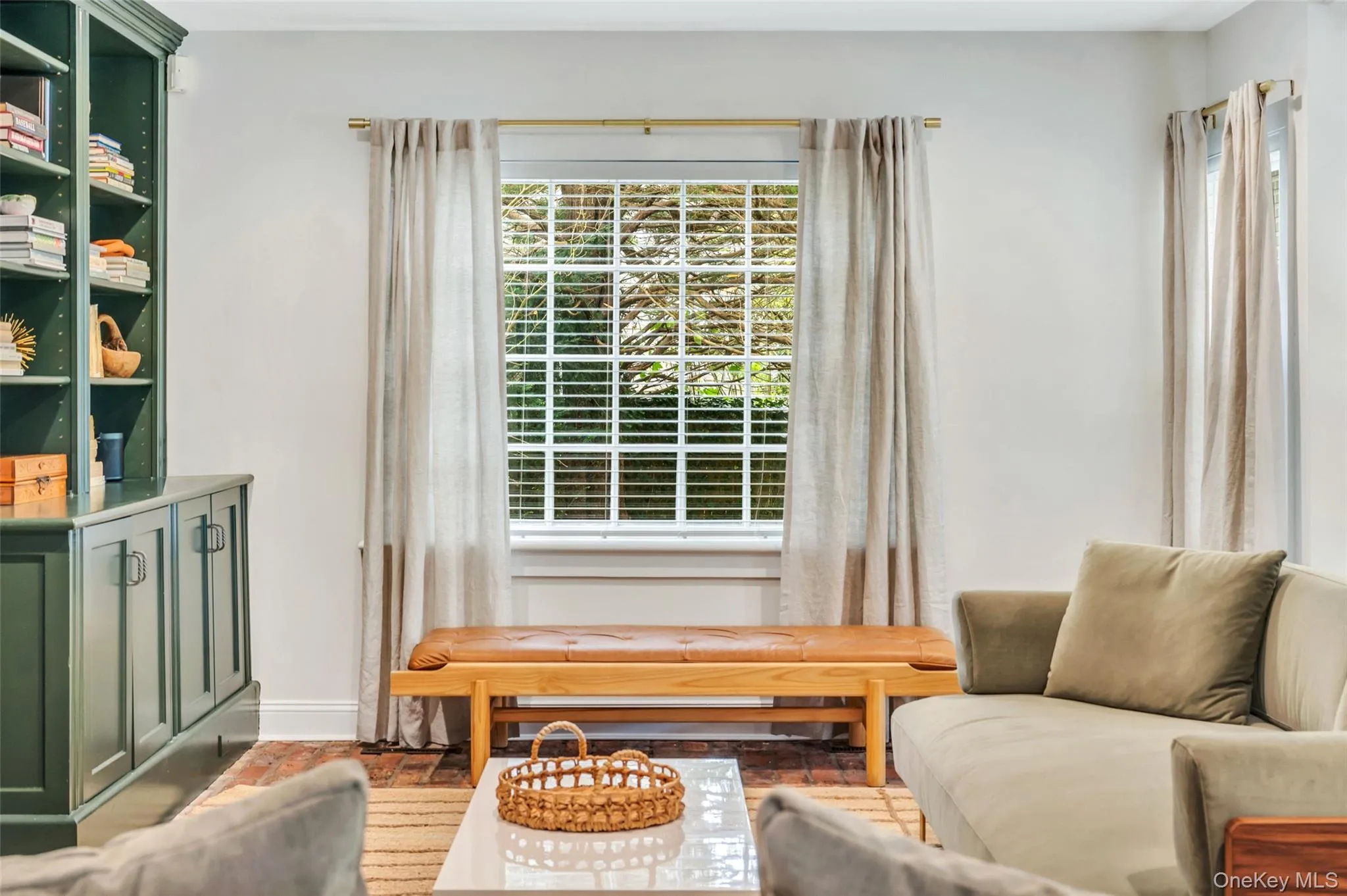 244 Main Street, Southampton, NY, 6 Bedrooms Bedrooms, 6 Rooms Rooms,7 BathroomsBathrooms,Residential,For Rent,Main,0,1035855 244 Main Street, Southampton, NY, 6 Bedrooms Bedrooms, 6 Rooms Rooms,7 BathroomsBathrooms,Residential,For Rent,Main,0,1035855