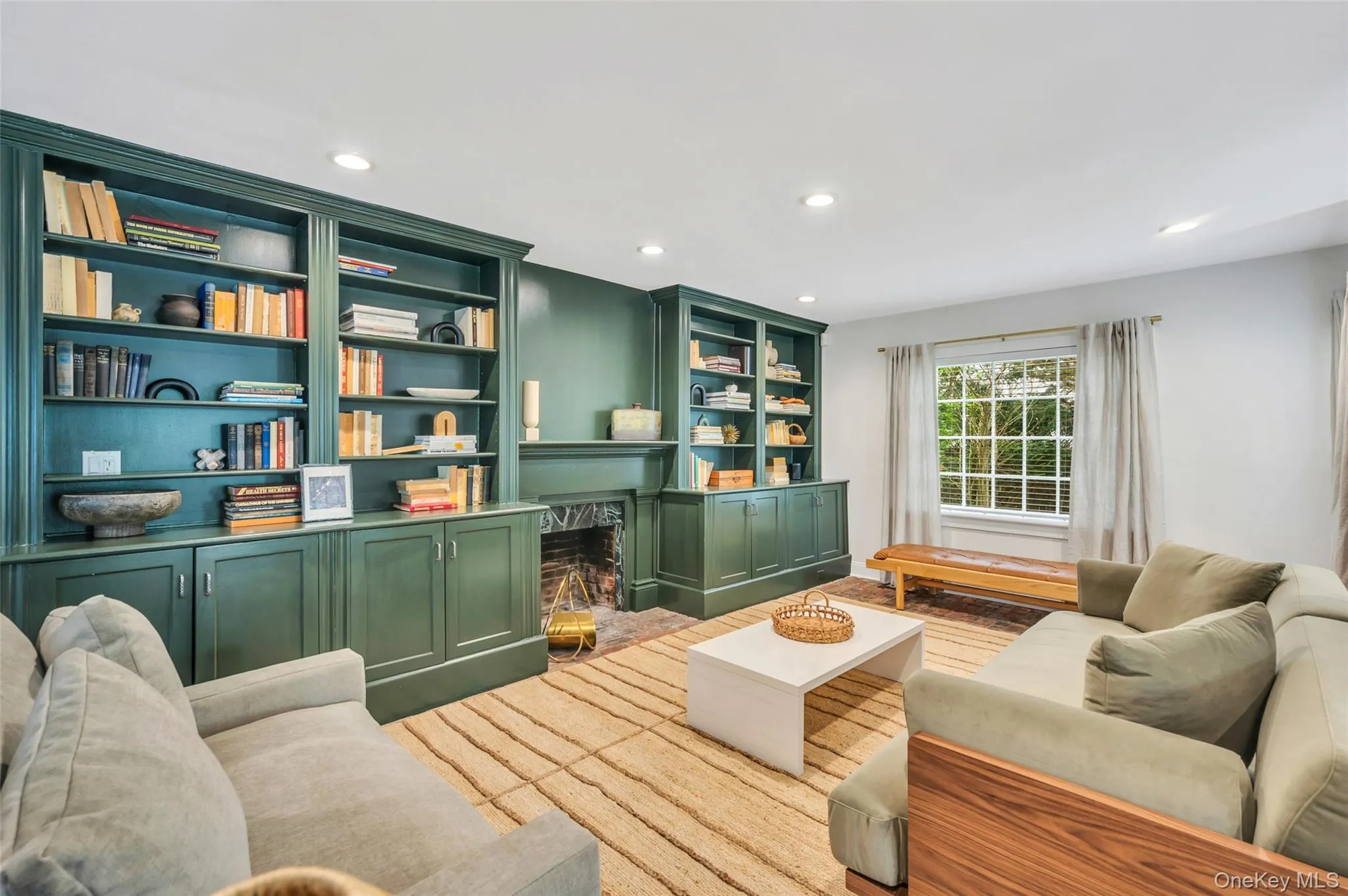 244 Main Street, Southampton, NY, 6 Bedrooms Bedrooms, 6 Rooms Rooms,7 BathroomsBathrooms,Residential,For Rent,Main,0,1035855 244 Main Street, Southampton, NY, 6 Bedrooms Bedrooms, 6 Rooms Rooms,7 BathroomsBathrooms,Residential,For Rent,Main,0,1035855
