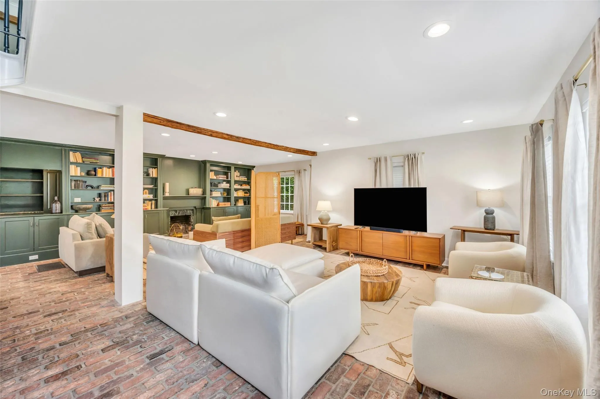 244 Main Street, Southampton, NY, 6 Bedrooms Bedrooms, 6 Rooms Rooms,7 BathroomsBathrooms,Residential,For Rent,Main,0,1035855 244 Main Street, Southampton, NY, 6 Bedrooms Bedrooms, 6 Rooms Rooms,7 BathroomsBathrooms,Residential,For Rent,Main,0,1035855