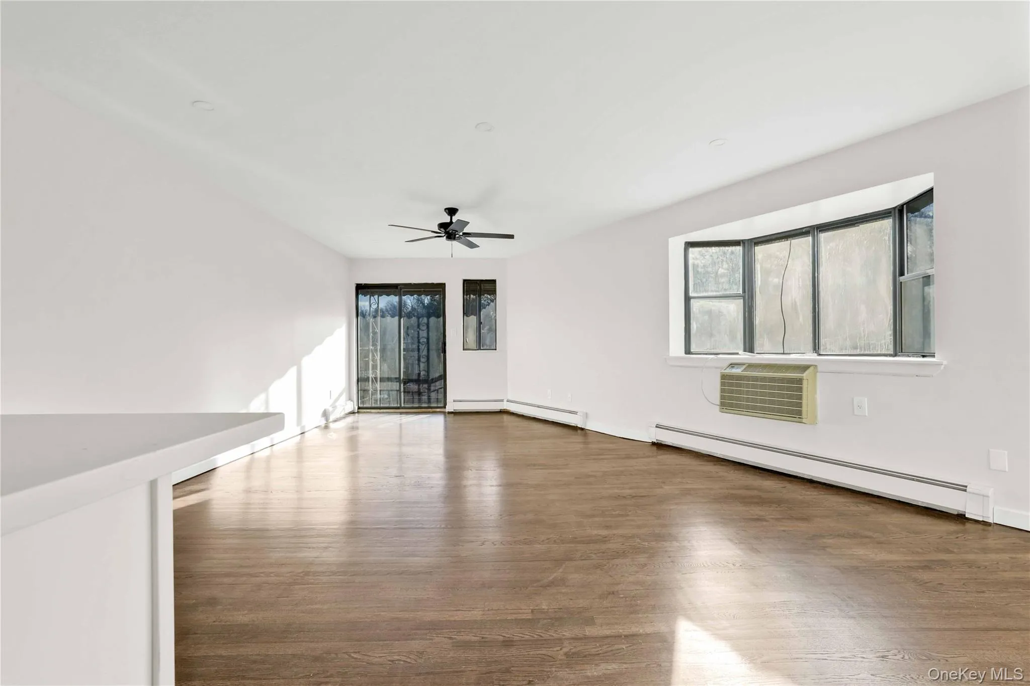 67-07 Selfridge Street, New York, NY, 3 Bedrooms Bedrooms, 5 Rooms Rooms,2 BathroomsBathrooms,Residential Lease,For Rent,Selfridge,0,1035857 67-07 Selfridge Street, New York, NY, 3 Bedrooms Bedrooms, 5 Rooms Rooms,2 BathroomsBathrooms,Residential Lease,For Rent,Selfridge,0,1035857