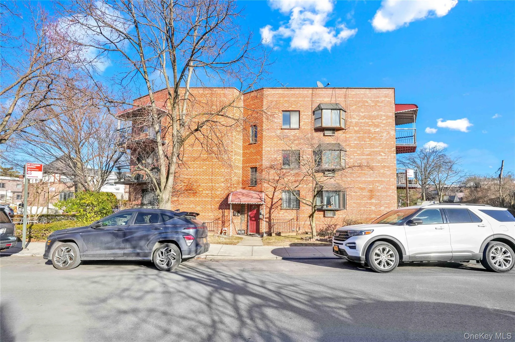 67-07 Selfridge Street, New York, NY, 3 Bedrooms Bedrooms, 5 Rooms Rooms,2 BathroomsBathrooms,Residential Lease,For Rent,Selfridge,0,1035857 67-07 Selfridge Street, New York, NY, 3 Bedrooms Bedrooms, 5 Rooms Rooms,2 BathroomsBathrooms,Residential Lease,For Rent,Selfridge,0,1035857