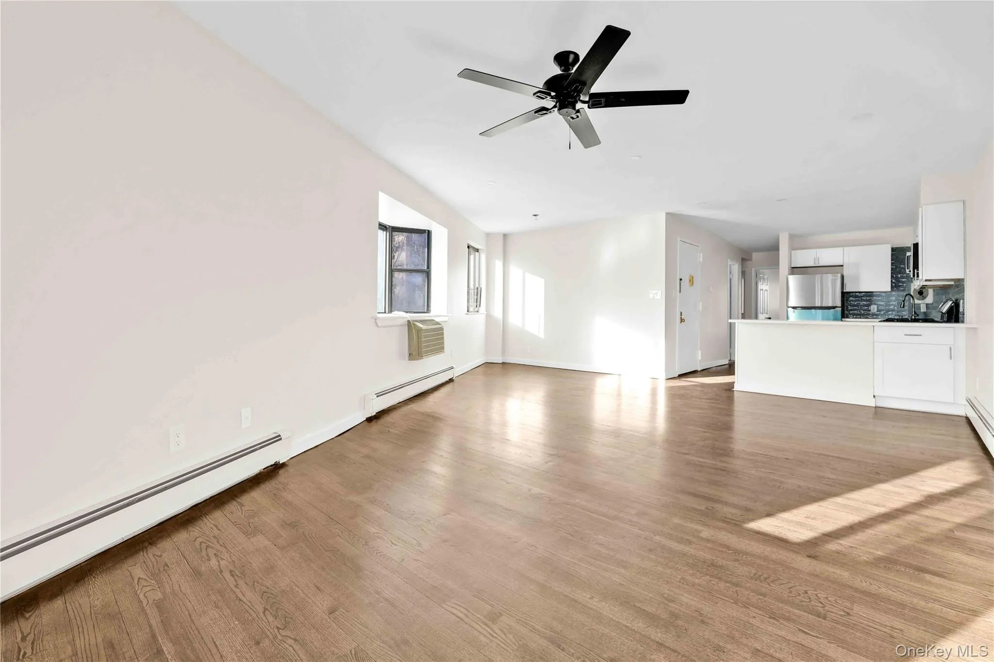 67-07 Selfridge Street, New York, NY, 3 Bedrooms Bedrooms, 5 Rooms Rooms,2 BathroomsBathrooms,Residential Lease,For Rent,Selfridge,0,1035857 67-07 Selfridge Street, New York, NY, 3 Bedrooms Bedrooms, 5 Rooms Rooms,2 BathroomsBathrooms,Residential Lease,For Rent,Selfridge,0,1035857