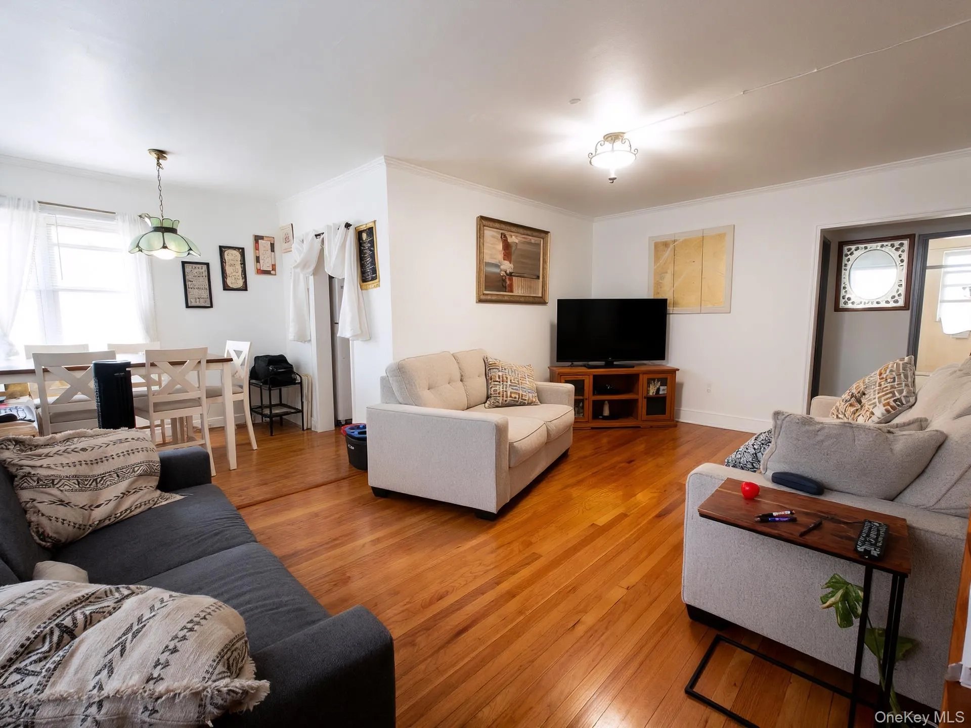 196-08 Pompeii Avenue, New York, NY, 1 Bedroom Bedrooms, 4 Rooms Rooms,1 BathroomBathrooms,Residential,For Rent,Pompeii,0,1035861 196-08 Pompeii Avenue, New York, NY, 1 Bedroom Bedrooms, 4 Rooms Rooms,1 BathroomBathrooms,Residential,For Rent,Pompeii,0,1035861