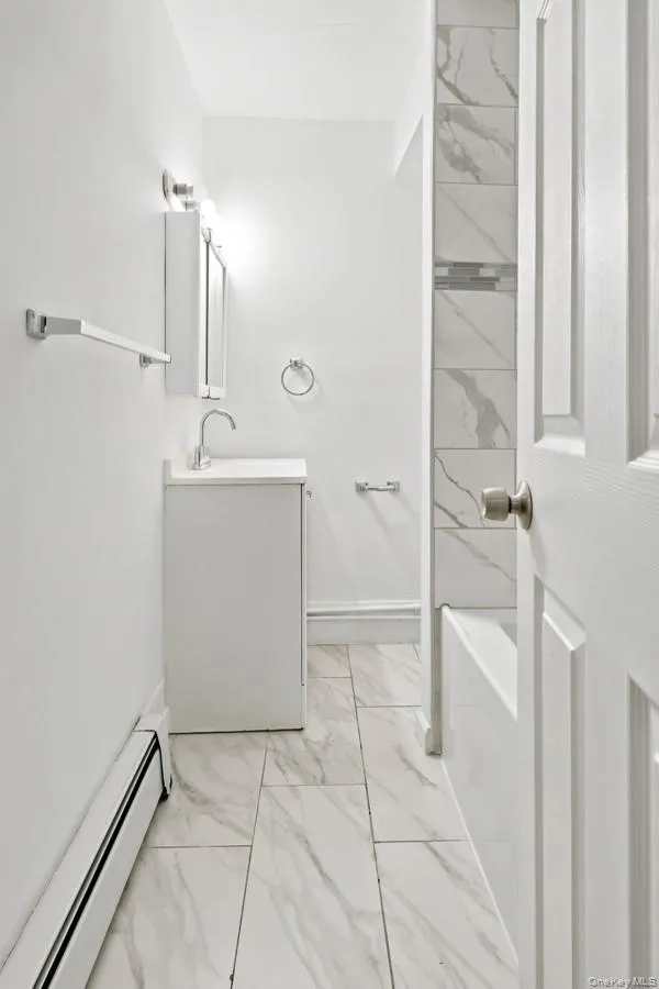 9 Arlington Place, Newburgh (city), NY, 3 Bedrooms Bedrooms, 4 Rooms Rooms,1 BathroomBathrooms,Residential Lease,For Rent,Arlington,0,1035865 9 Arlington Place, Newburgh (city), NY, 3 Bedrooms Bedrooms, 4 Rooms Rooms,1 BathroomBathrooms,Residential Lease,For Rent,Arlington,0,1035865