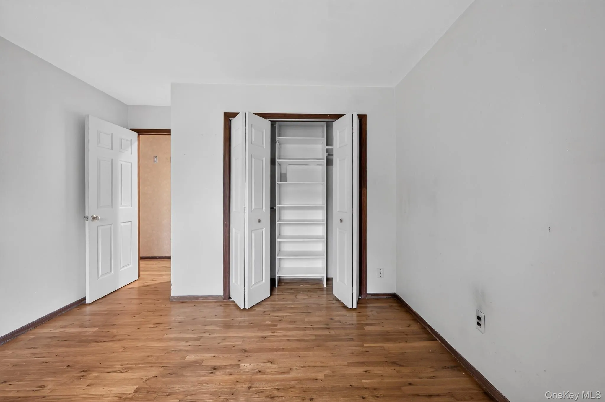 211 Waters Edge, Clarkstown, NY, 4 Bedrooms Bedrooms, 10 Rooms Rooms,2 BathroomsBathrooms,Residential,For Rent,Waters Edge,0,1035867 211 Waters Edge, Clarkstown, NY, 4 Bedrooms Bedrooms, 10 Rooms Rooms,2 BathroomsBathrooms,Residential,For Rent,Waters Edge,0,1035867
