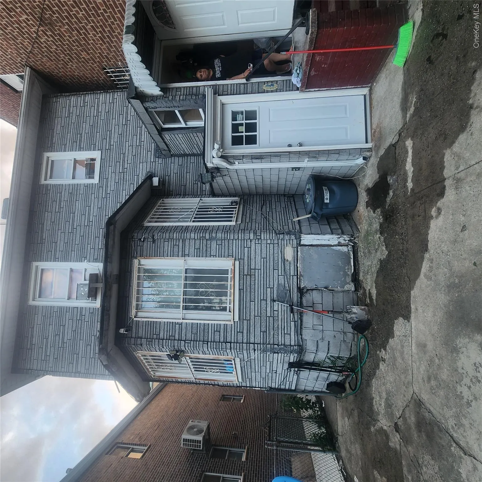 4821 91st Street, New York, NY, 4 Bedrooms Bedrooms, 9 Rooms Rooms,3 BathroomsBathrooms,Residential,For Rent,91st,0,1035868 4821 91st Street, New York, NY, 4 Bedrooms Bedrooms, 9 Rooms Rooms,3 BathroomsBathrooms,Residential,For Rent,91st,0,1035868