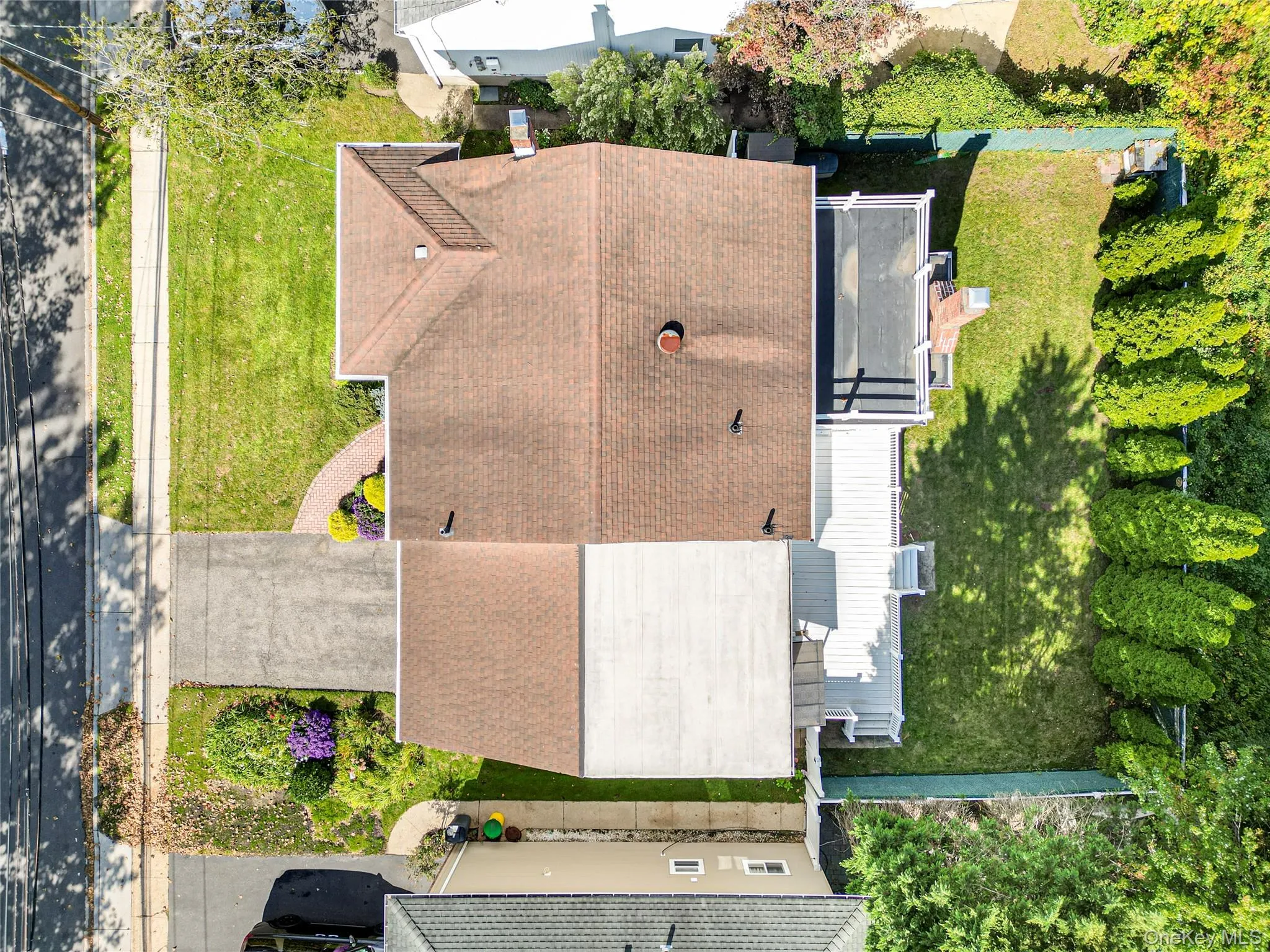 17 Lafayette Drive, Hempstead, NY, 5 Bedrooms Bedrooms, 9 Rooms Rooms,3 BathroomsBathrooms,Residential,For Rent,Lafayette,0,1035880 17 Lafayette Drive, Hempstead, NY, 5 Bedrooms Bedrooms, 9 Rooms Rooms,3 BathroomsBathrooms,Residential,For Rent,Lafayette,0,1035880