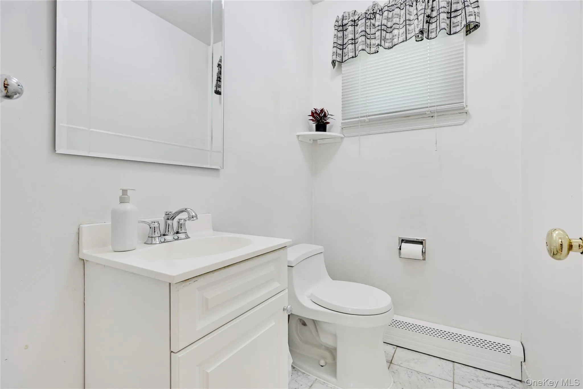 17 Lafayette Drive, Hempstead, NY, 5 Bedrooms Bedrooms, 9 Rooms Rooms,3 BathroomsBathrooms,Residential,For Rent,Lafayette,0,1035880 17 Lafayette Drive, Hempstead, NY, 5 Bedrooms Bedrooms, 9 Rooms Rooms,3 BathroomsBathrooms,Residential,For Rent,Lafayette,0,1035880