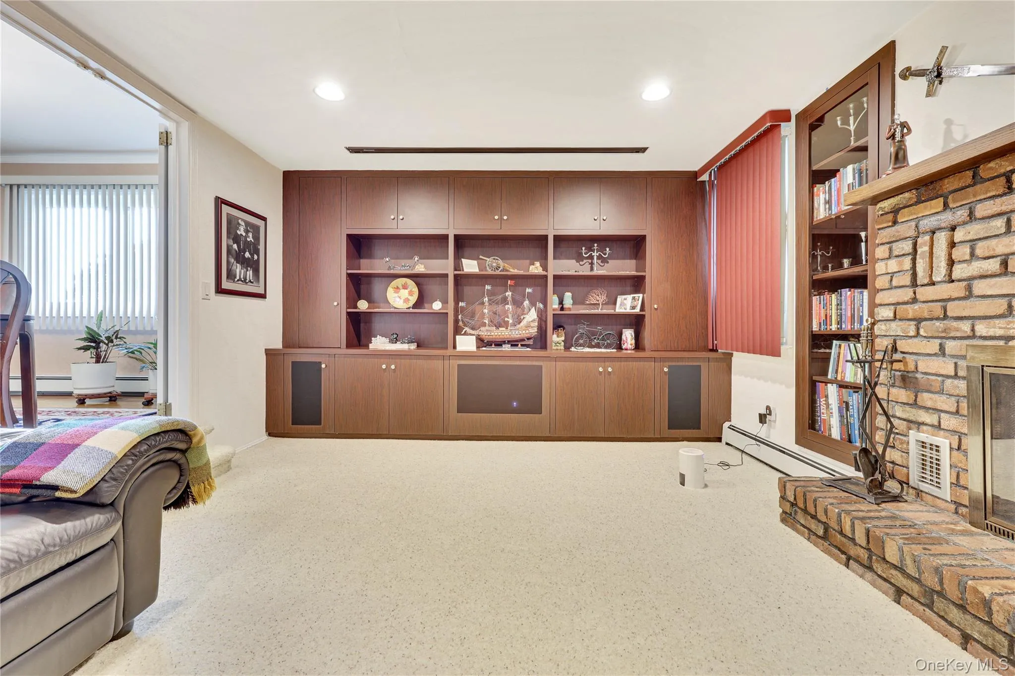 17 Lafayette Drive, Hempstead, NY, 5 Bedrooms Bedrooms, 9 Rooms Rooms,3 BathroomsBathrooms,Residential,For Rent,Lafayette,0,1035880 17 Lafayette Drive, Hempstead, NY, 5 Bedrooms Bedrooms, 9 Rooms Rooms,3 BathroomsBathrooms,Residential,For Rent,Lafayette,0,1035880