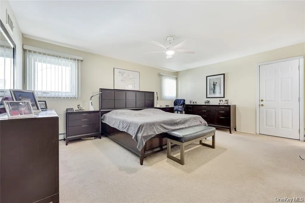 17 Lafayette Drive, Hempstead, NY, 5 Bedrooms Bedrooms, 9 Rooms Rooms,3 BathroomsBathrooms,Residential,For Rent,Lafayette,0,1035880 17 Lafayette Drive, Hempstead, NY, 5 Bedrooms Bedrooms, 9 Rooms Rooms,3 BathroomsBathrooms,Residential,For Rent,Lafayette,0,1035880