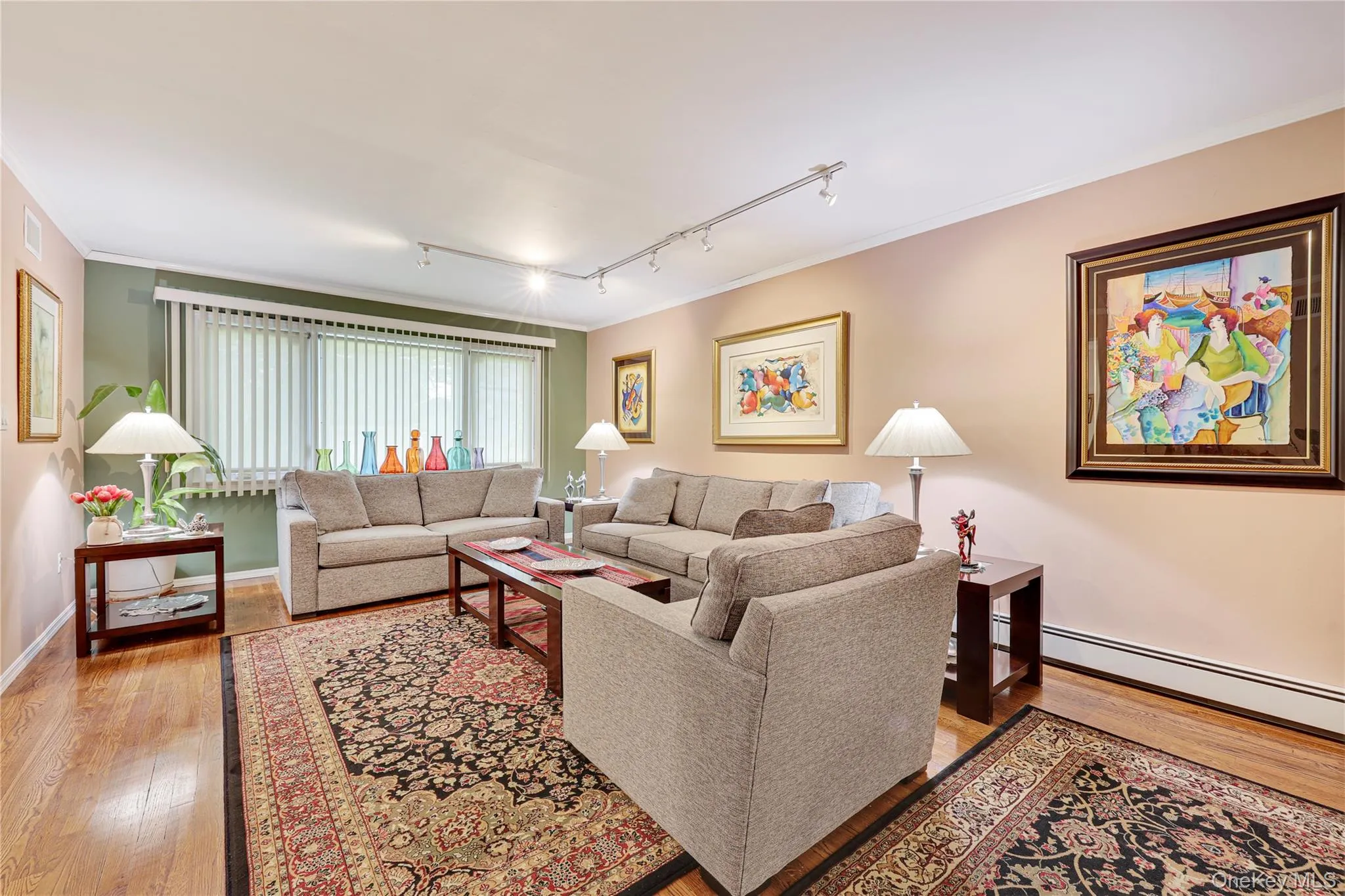 17 Lafayette Drive, Hempstead, NY, 5 Bedrooms Bedrooms, 9 Rooms Rooms,3 BathroomsBathrooms,Residential,For Rent,Lafayette,0,1035880 17 Lafayette Drive, Hempstead, NY, 5 Bedrooms Bedrooms, 9 Rooms Rooms,3 BathroomsBathrooms,Residential,For Rent,Lafayette,0,1035880